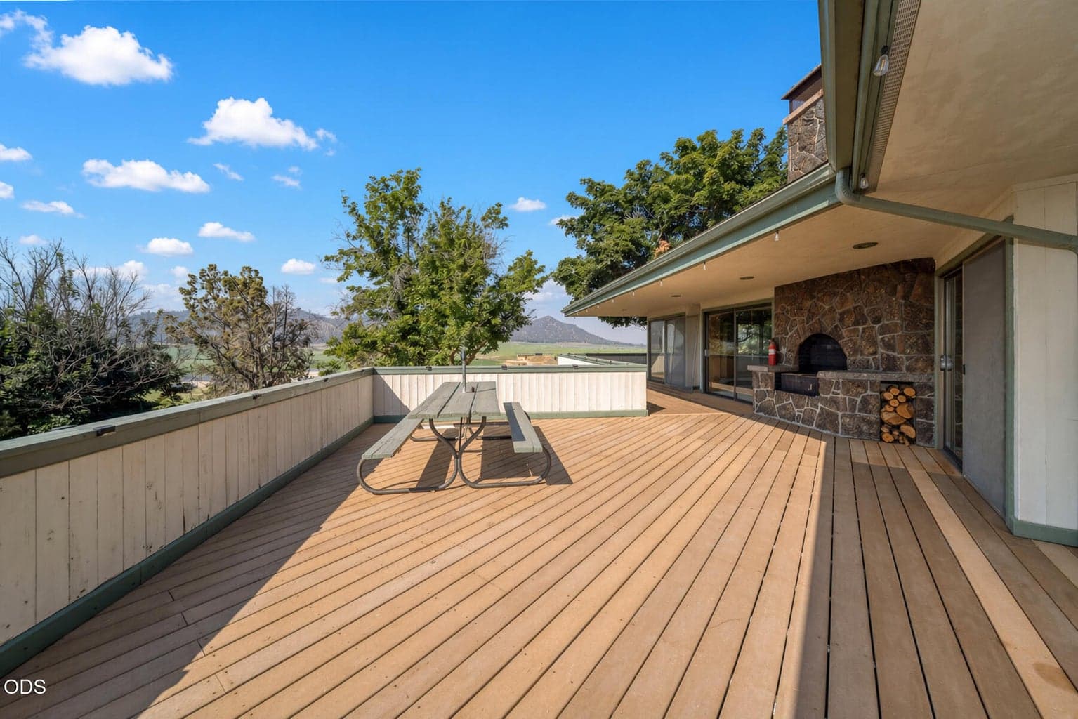 Photo of 2900 NE Barnes Road 40 of 50