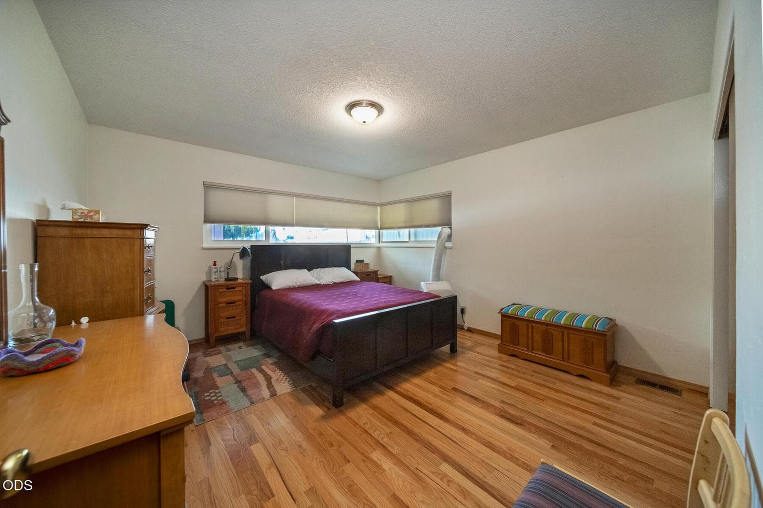 Photo of 291 NW 4th Street 6 of 25