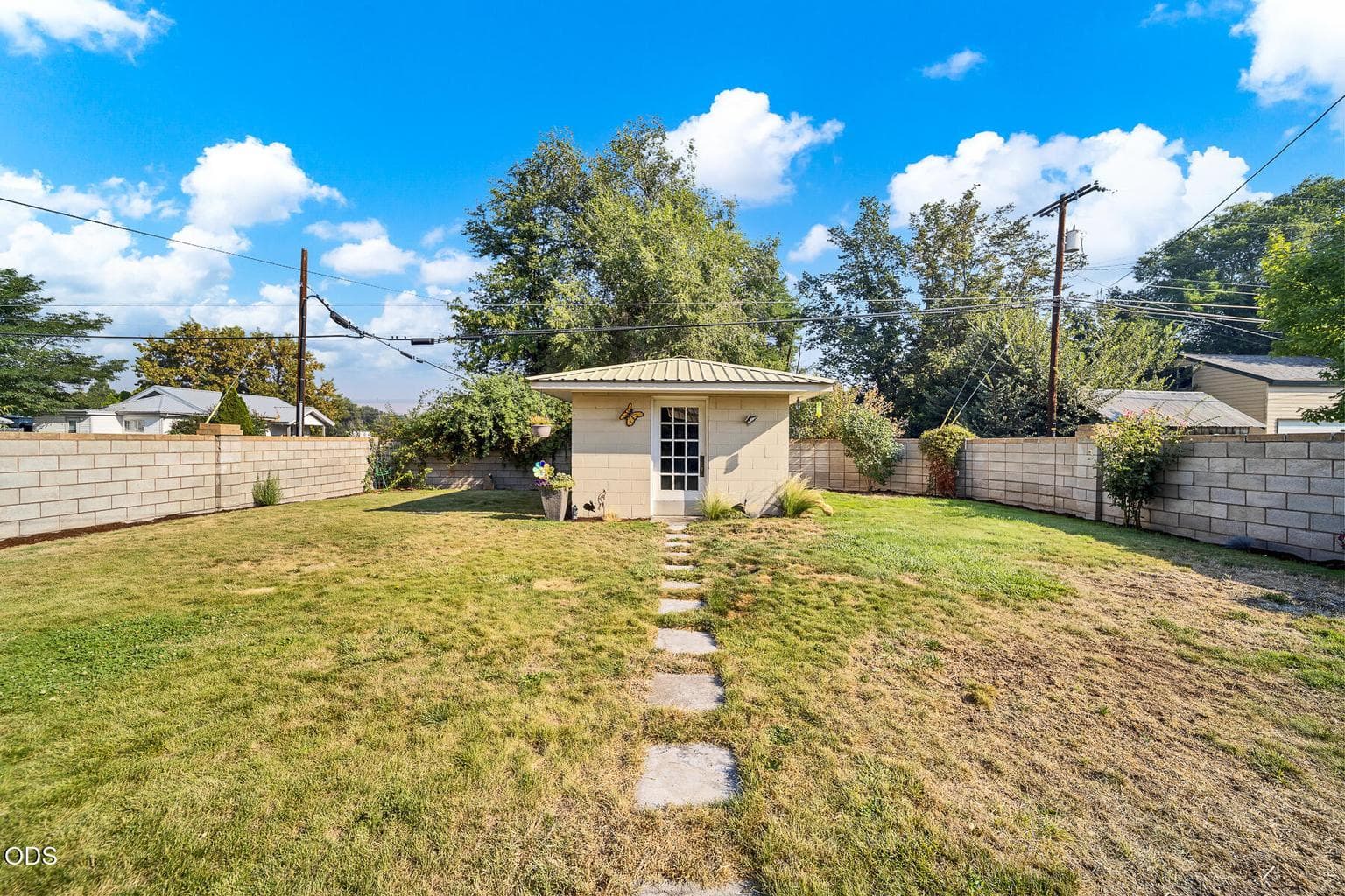 Photo of 291 NW 4th Street 19 of 25