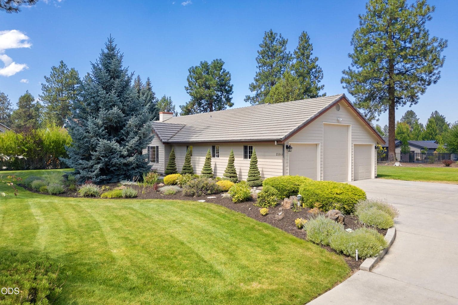 Photo of 21044 Desert Woods Drive 51 of 57