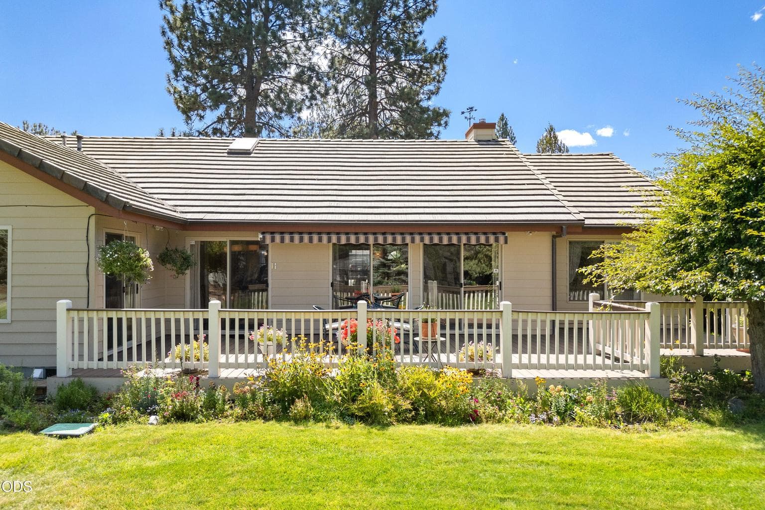 Photo of 21044 Desert Woods Drive 39 of 57