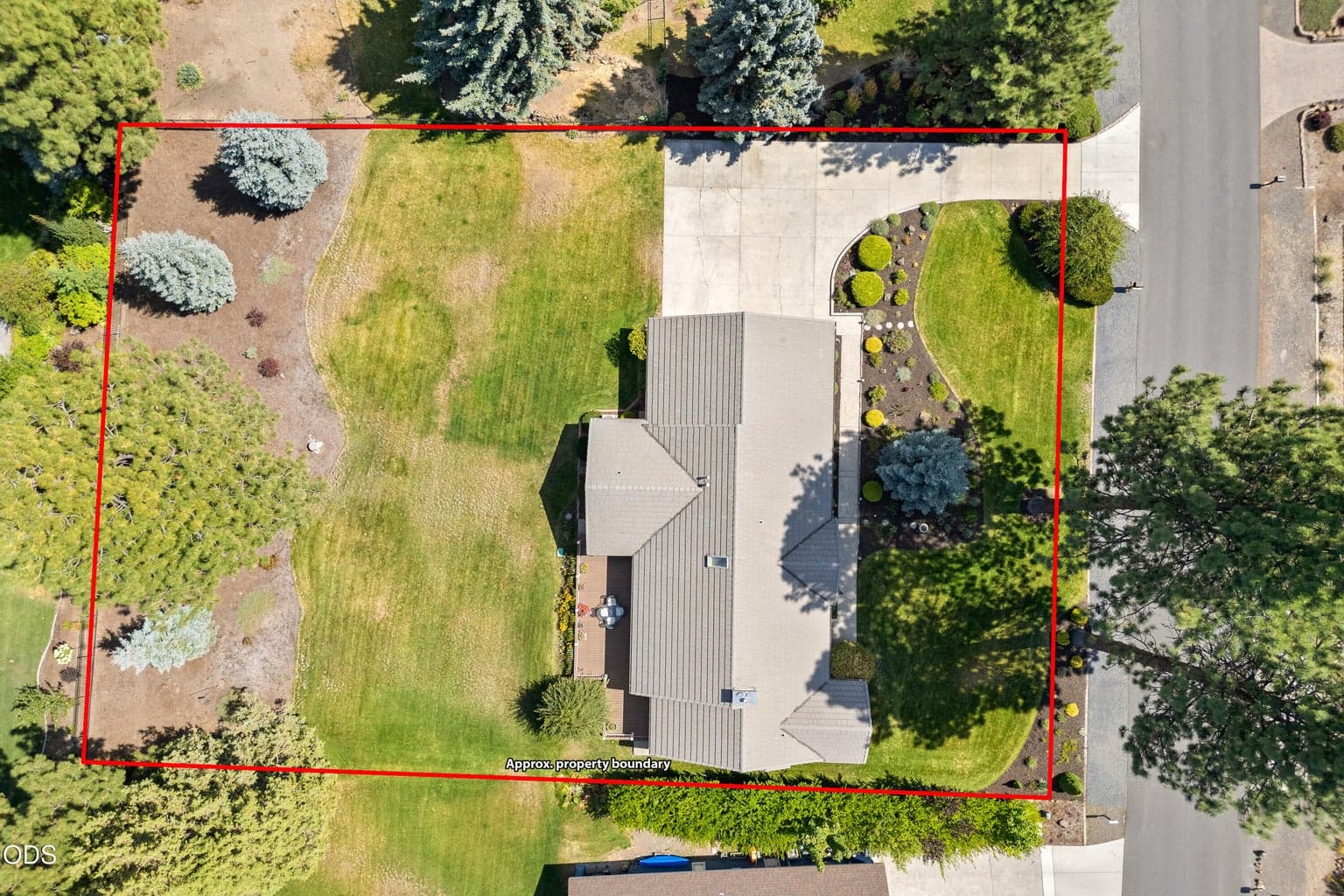Photo of 21044 Desert Woods Drive 46 of 57