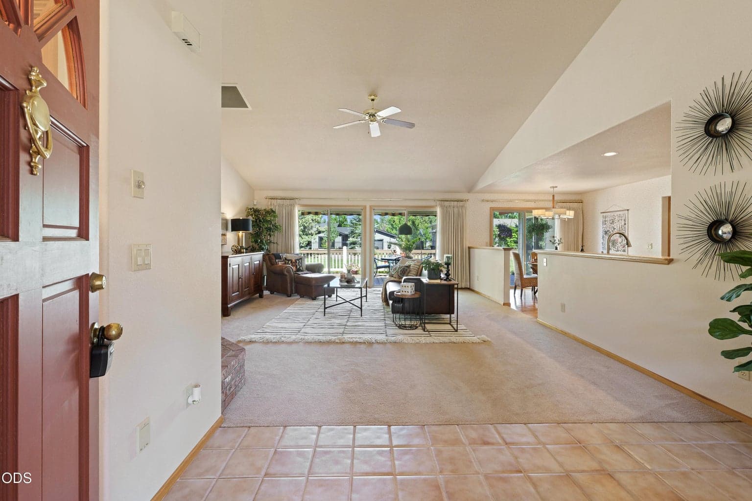 Photo of 21044 Desert Woods Drive 9 of 57