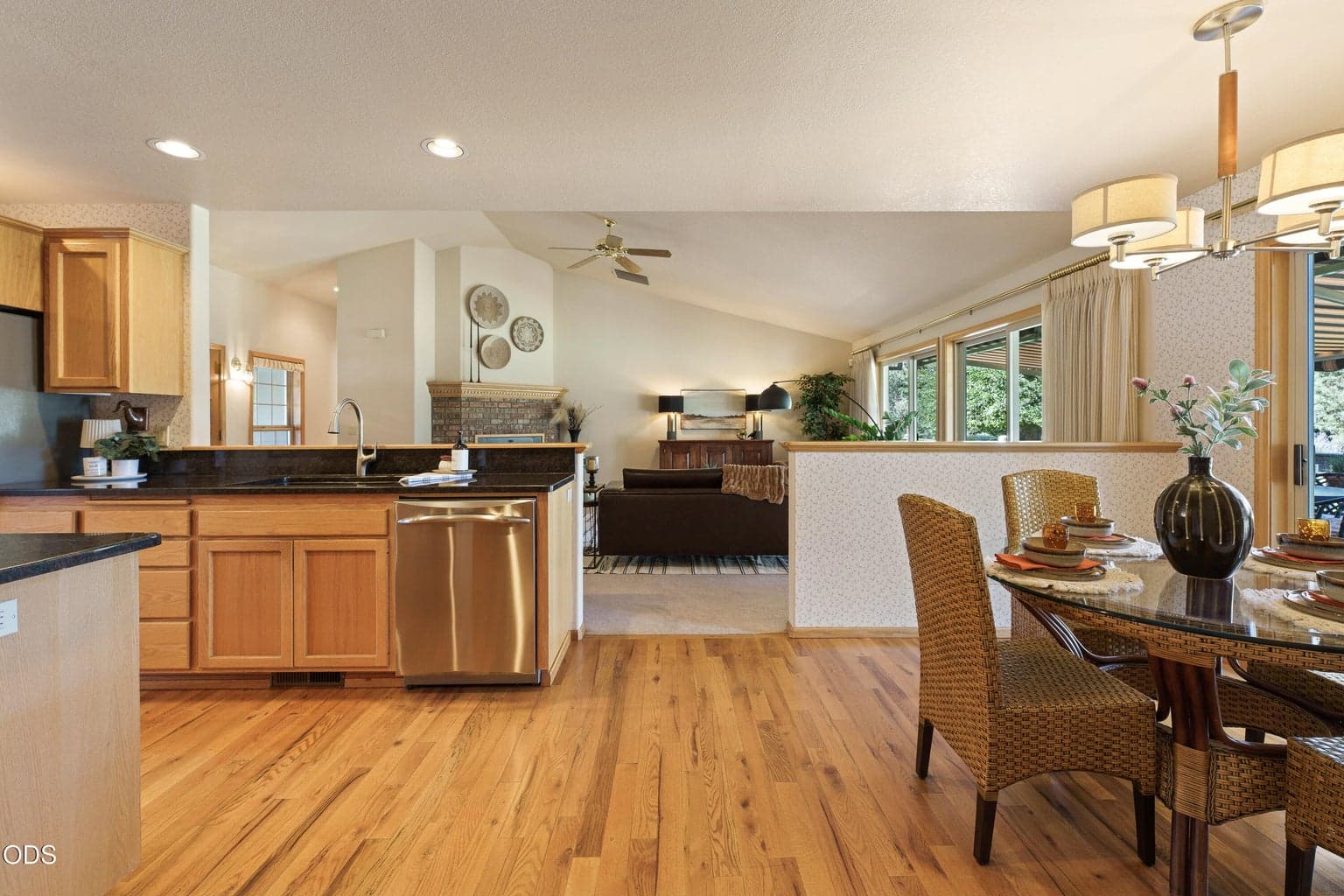 Photo of 21044 Desert Woods Drive 17 of 57