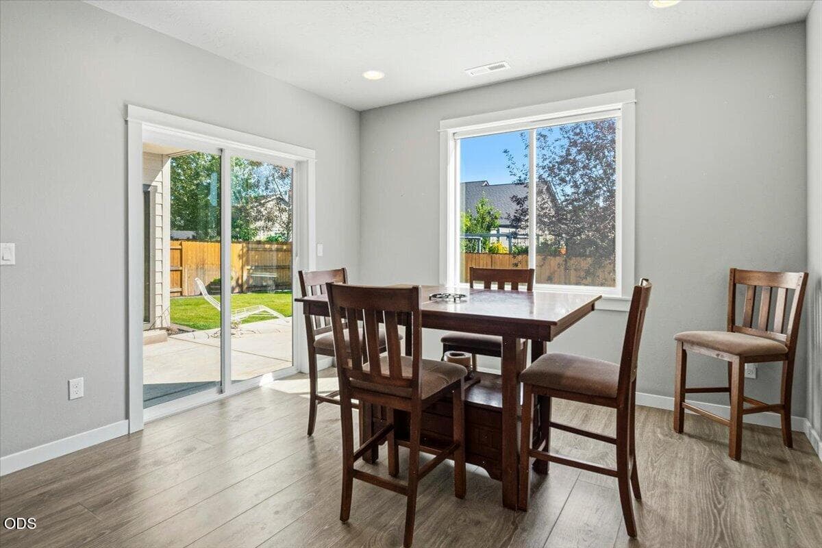 Photo of 1734 NW Upas Place 22 of 40