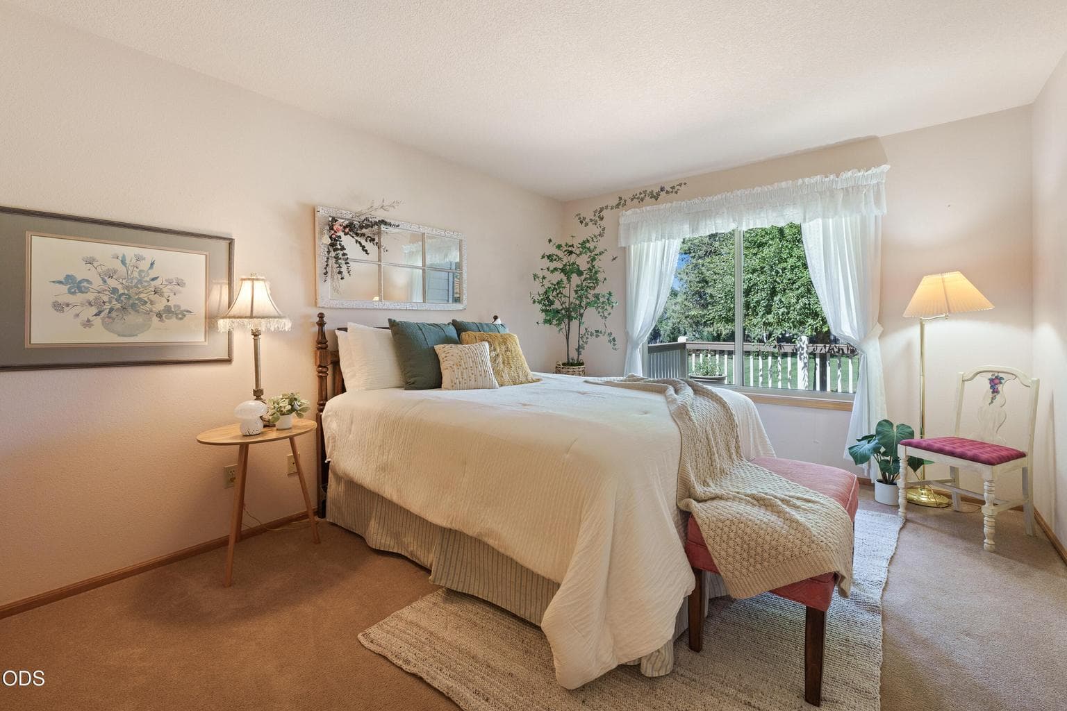 Photo of 21044 Desert Woods Drive 33 of 57