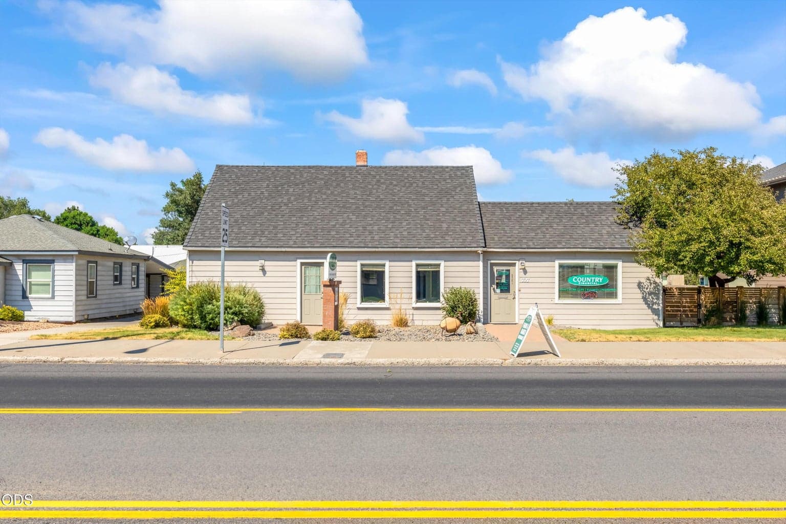 Photo of 727 3rd Street 1 of 23