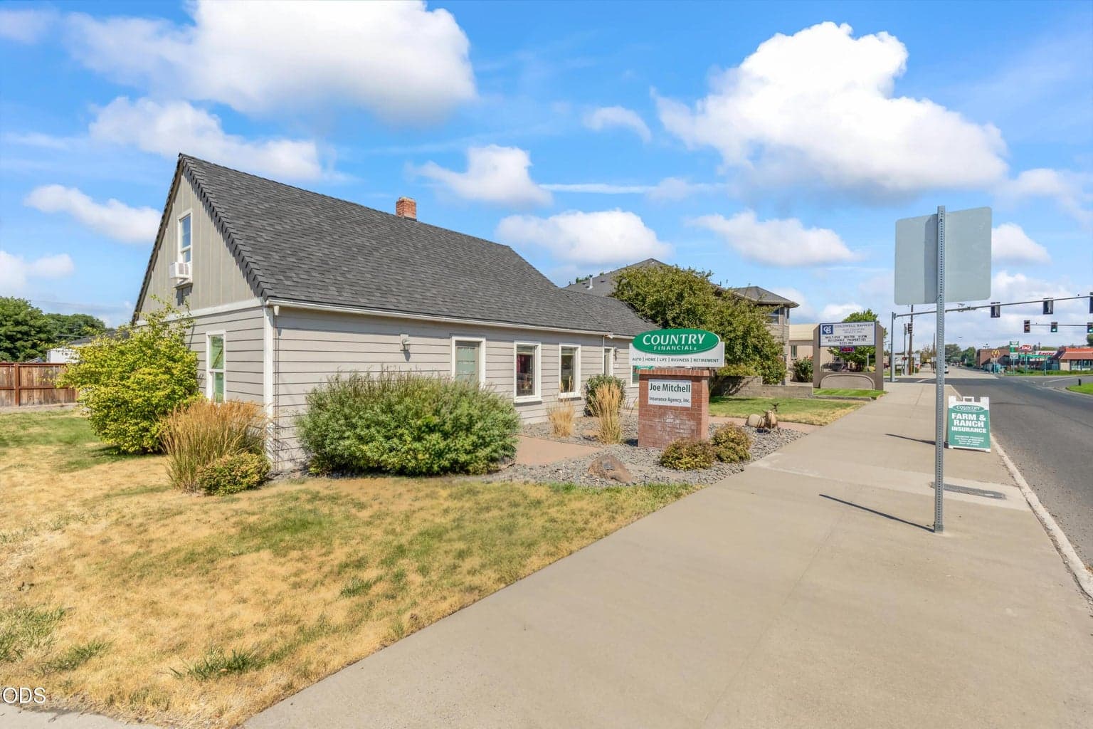 Photo of 727 3rd Street 2 of 23