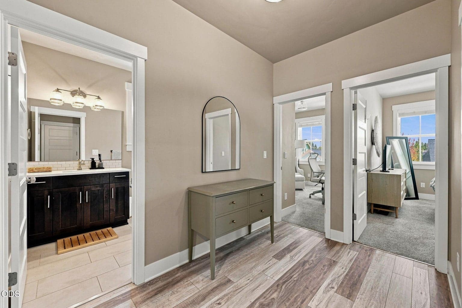 Photo of 2736 NW Ordway Avenue 21 of 35