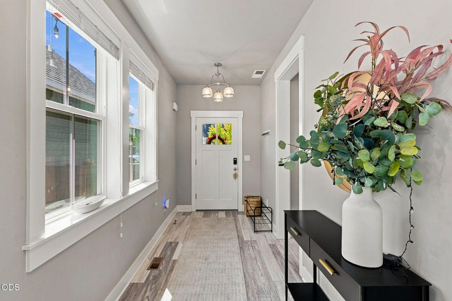 Photo of 2736 Ordway Avenue 4 of 35