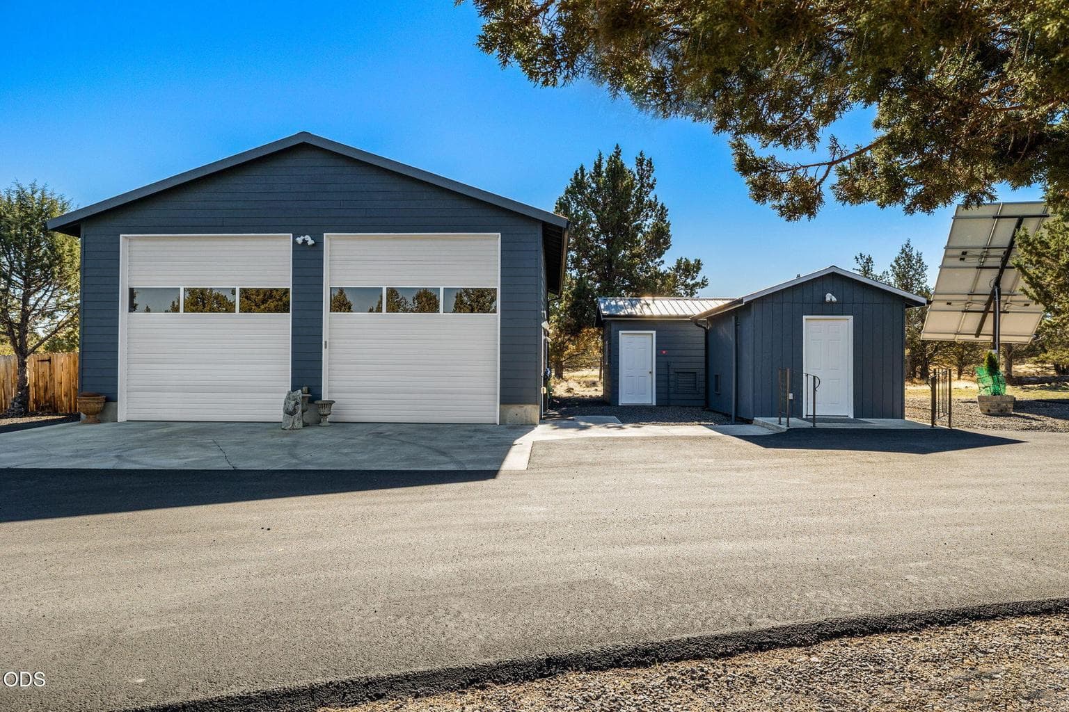 Photo of 11855 SW Meadows Lane 6 of 57