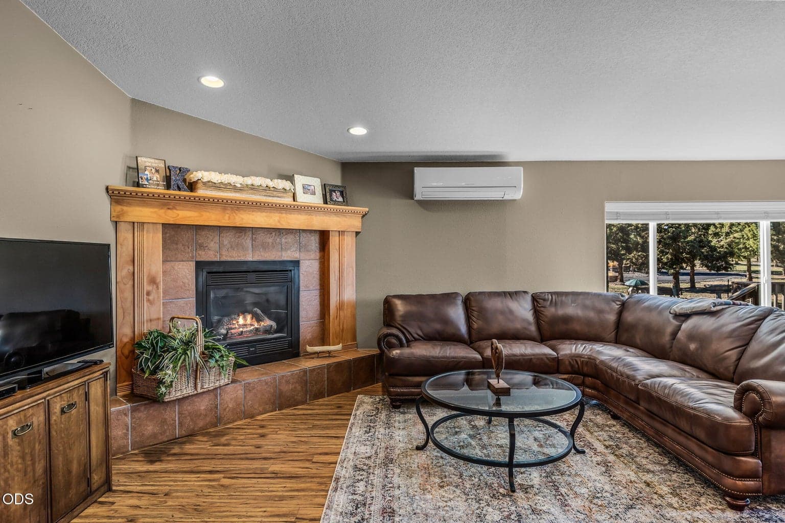 Photo of 11855 SW Meadows Lane 13 of 57