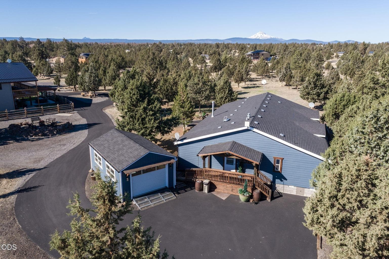 Photo of 11855 SW Meadows Lane 5 of 57