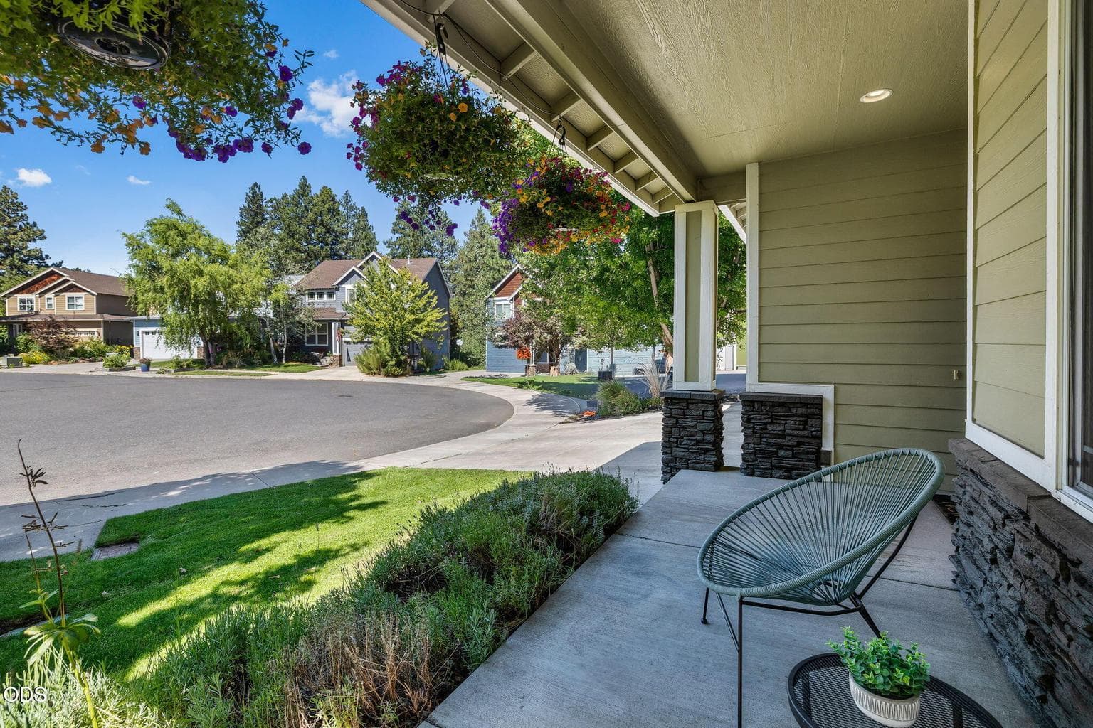 Photo of 61558 Tall Tree Court 3 of 59