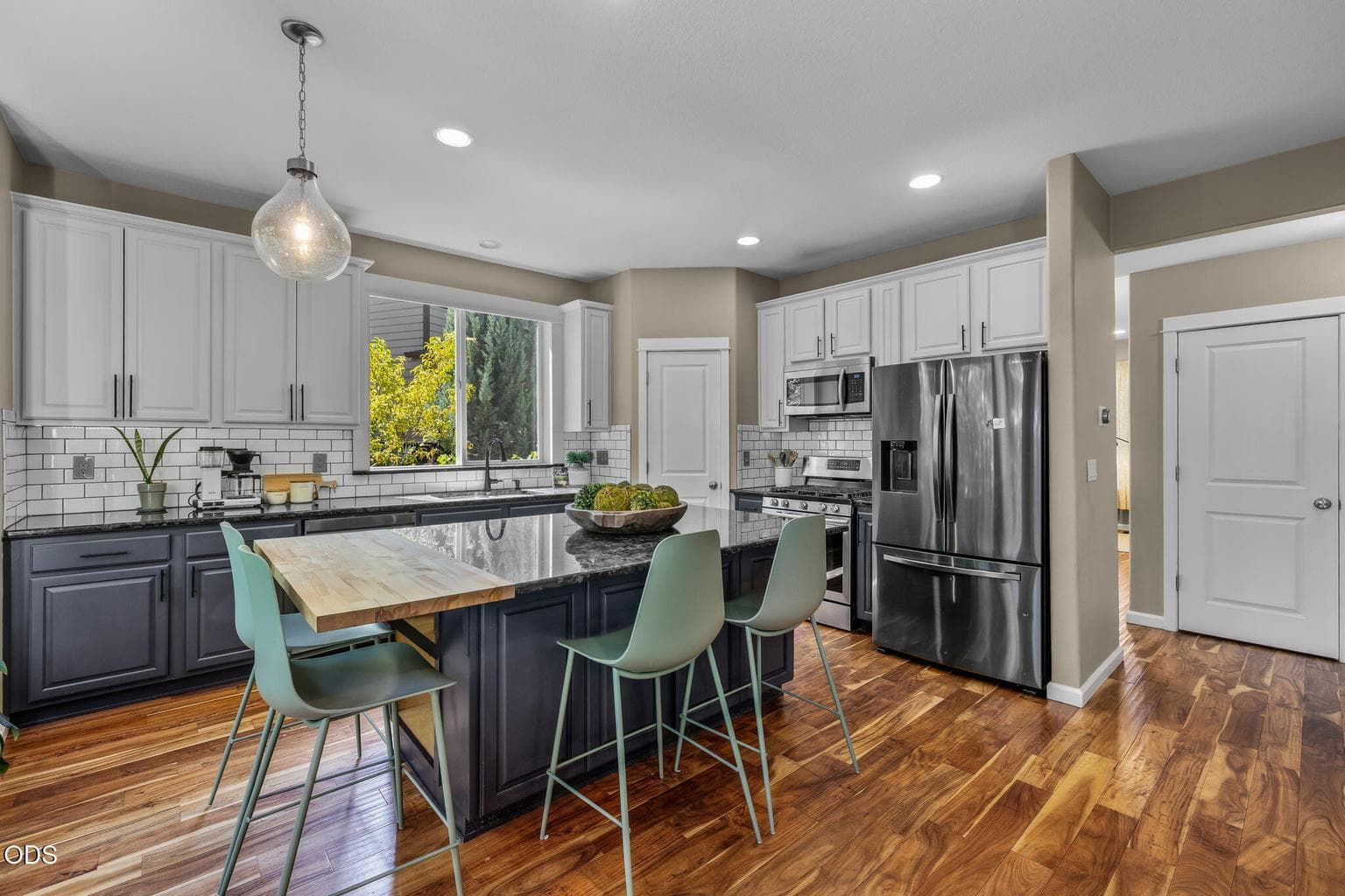 Photo of 61558 Tall Tree Court 14 of 59