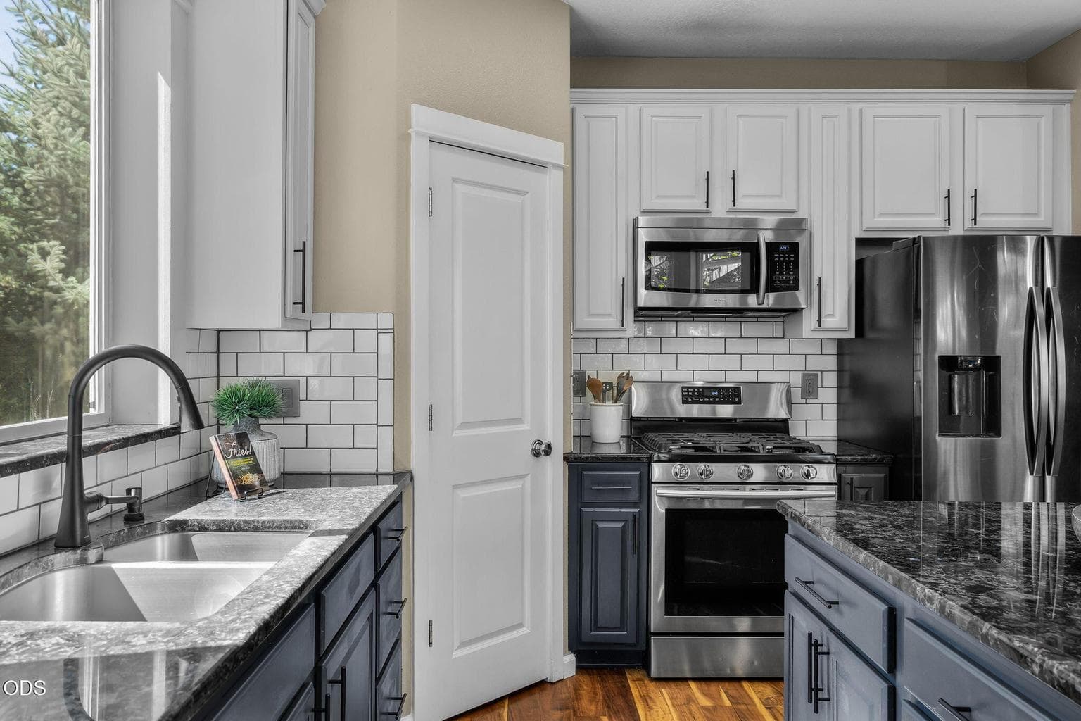 Photo of 61558 Tall Tree Court 17 of 59