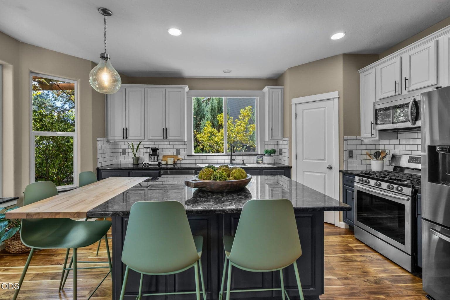 Photo of 61558 Tall Tree Court 15 of 59