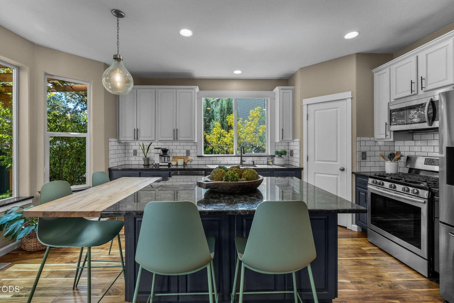 Photo of 61558 Tall Tree Court 20 of 59