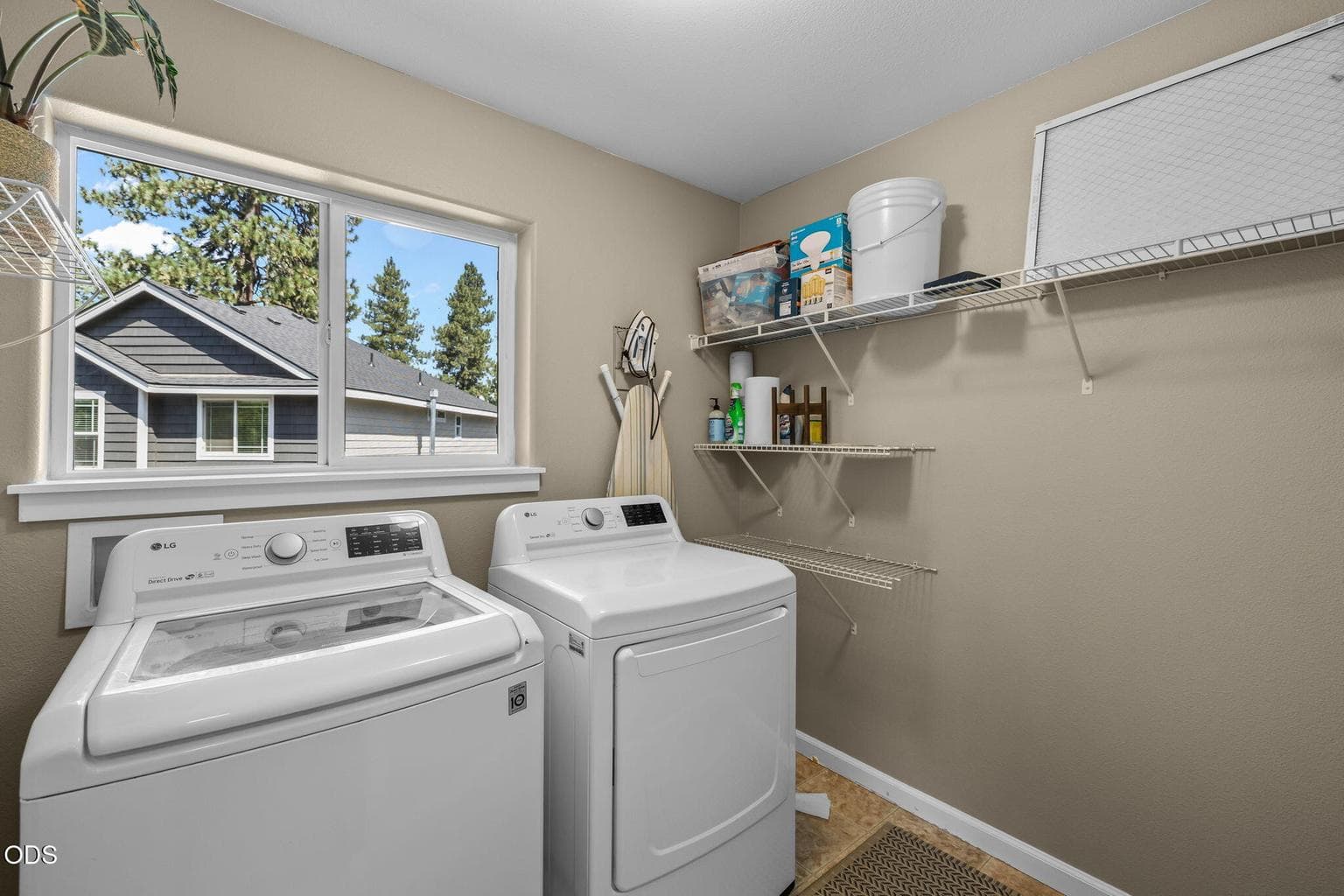 Photo of 61558 Tall Tree Court 38 of 59