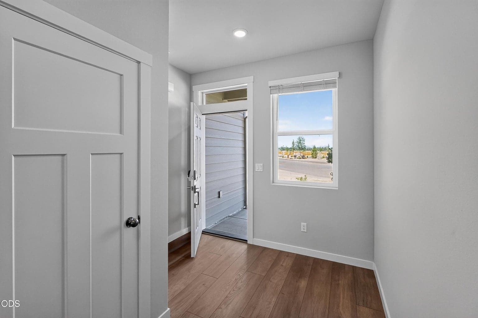 Photo of 2720 NW 26th Loop North 3 of 46