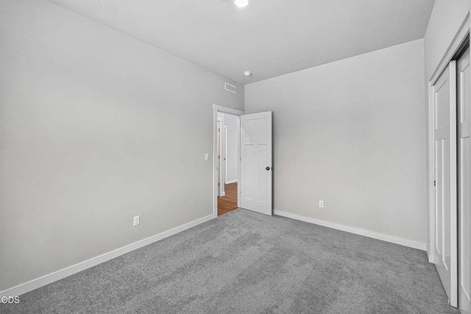 Photo of 2720 NW 26th Loop North 17 of 46