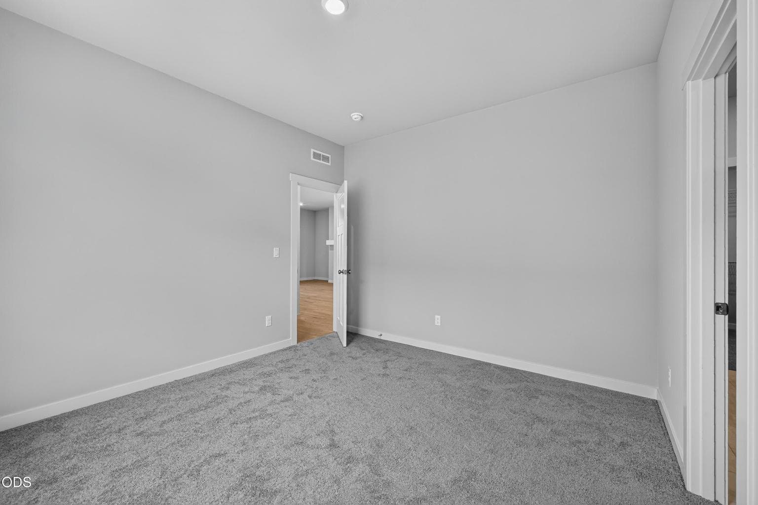 Photo of 2618 NW 26th Loop North 11 of 51