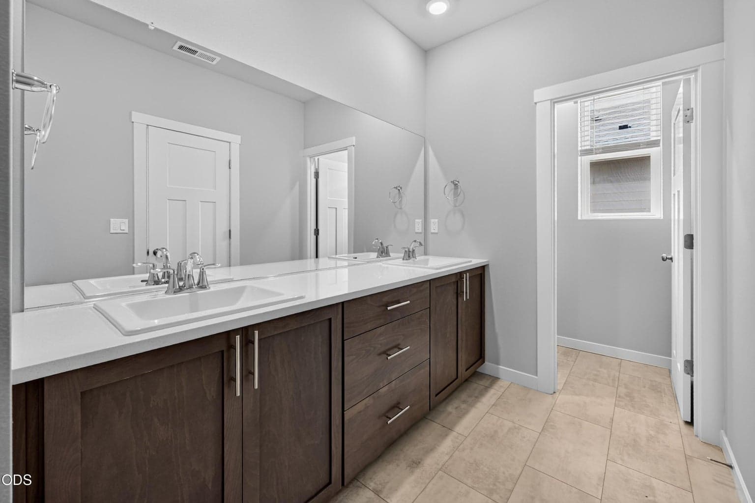 Photo of 2618 NW 26th Loop North 17 of 51