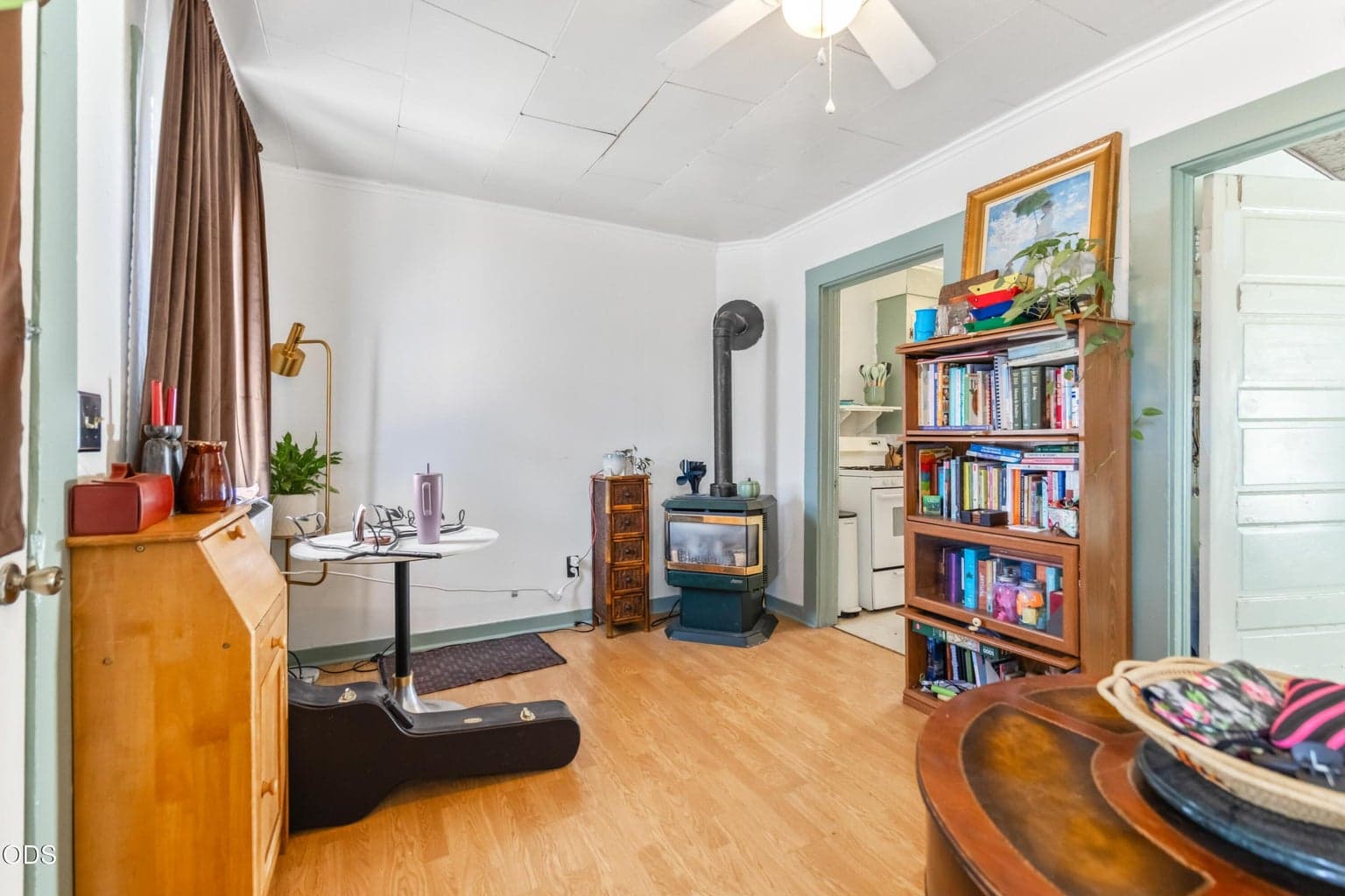 Photo of 942 NW Delaware Avenue 26 of 34