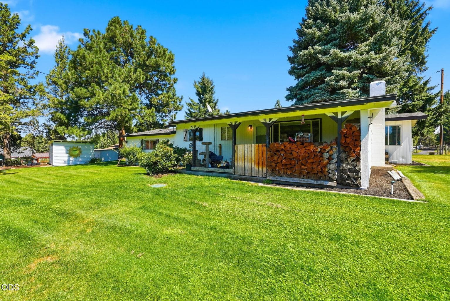 Photo of 63825 Scenic Drive 34 of 64