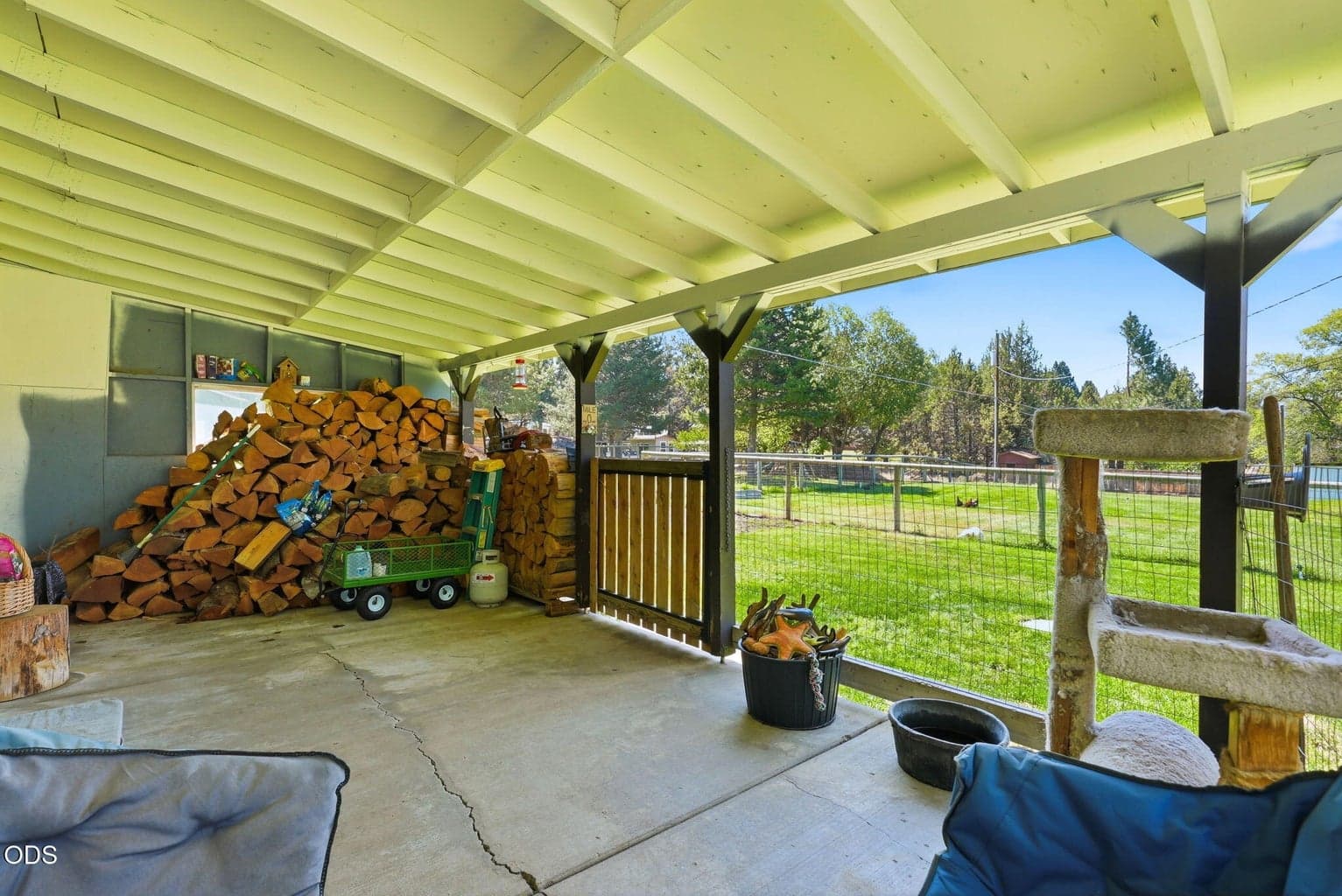 Photo of 63825 Scenic Drive 36 of 64