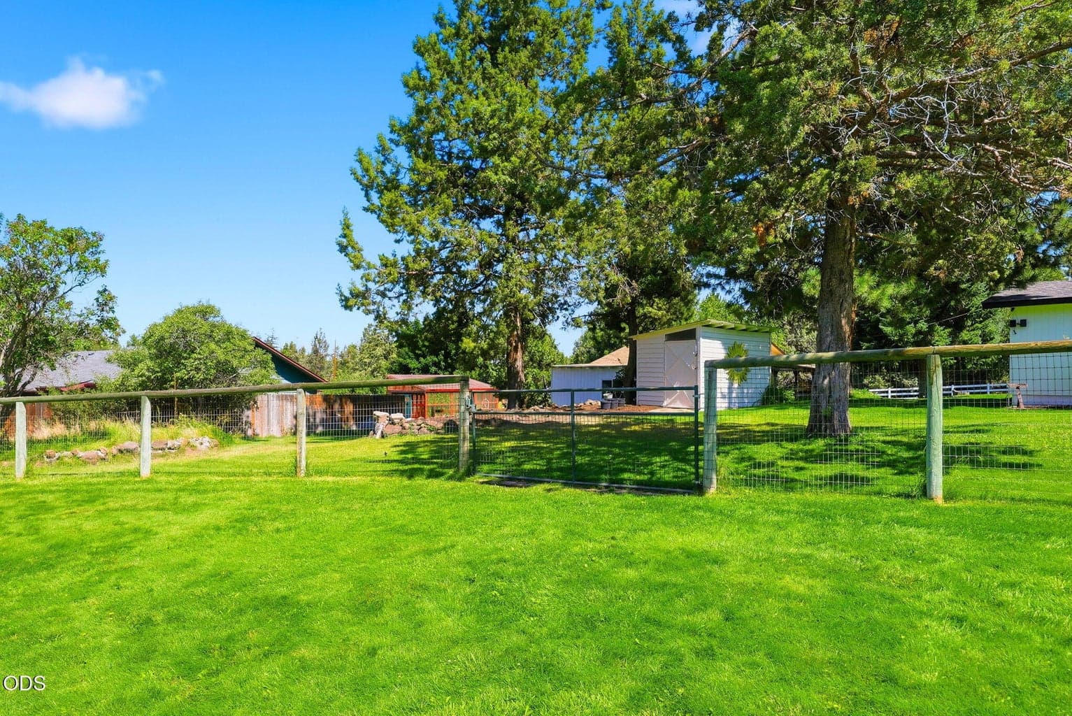 Photo of 63825 Scenic Drive 44 of 64