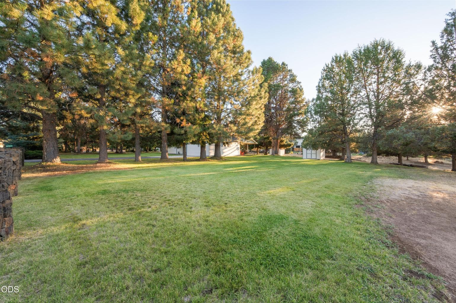 Photo of 61909 Skyline View Drive 13 of 44