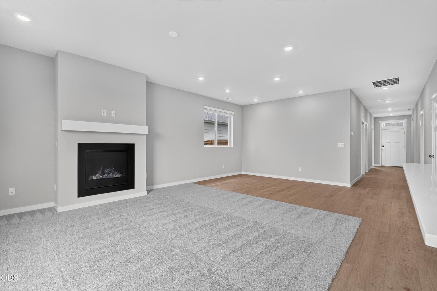 Photo of 2505 NW 23rd LP. S 7 of 41