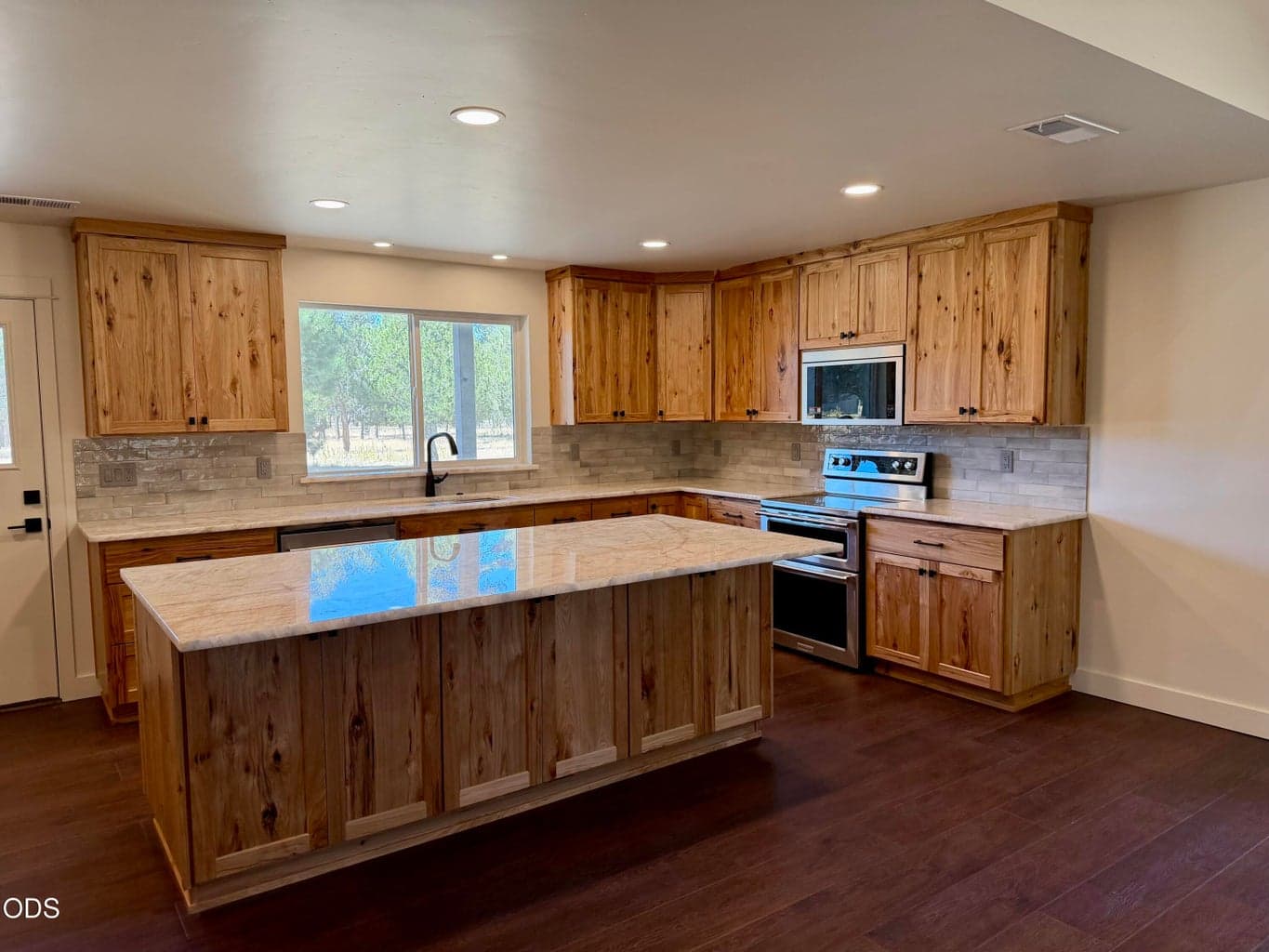 Photo of 9004 Split Rail Road 3 of 35