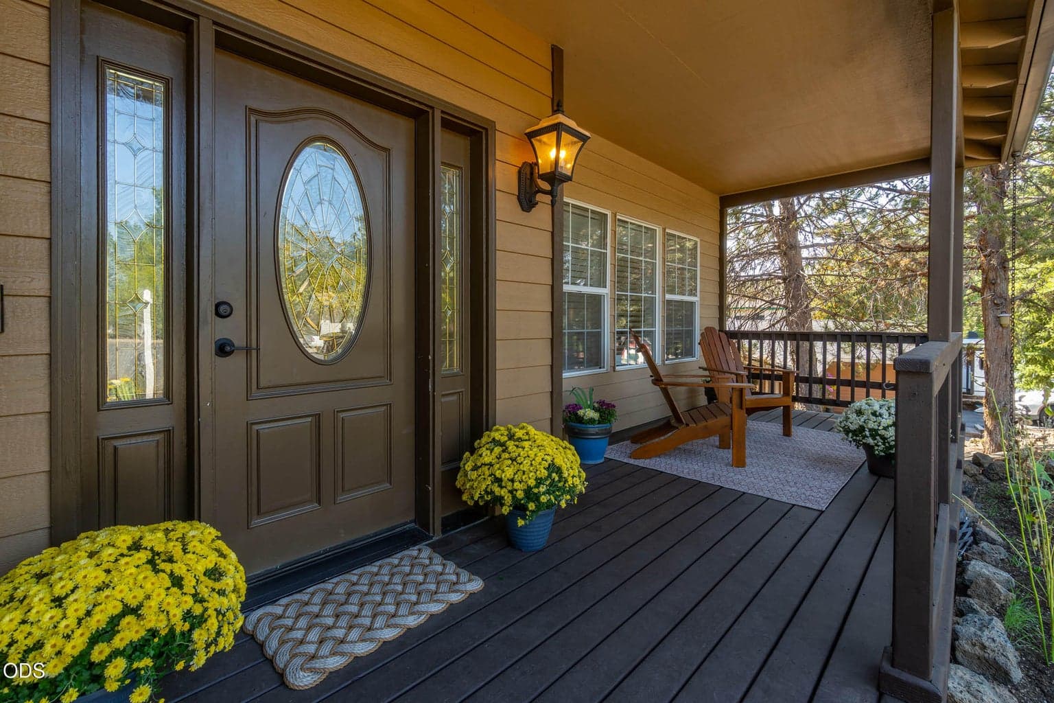 Photo of 2069 NE Hollow Tree Lane 5 of 35