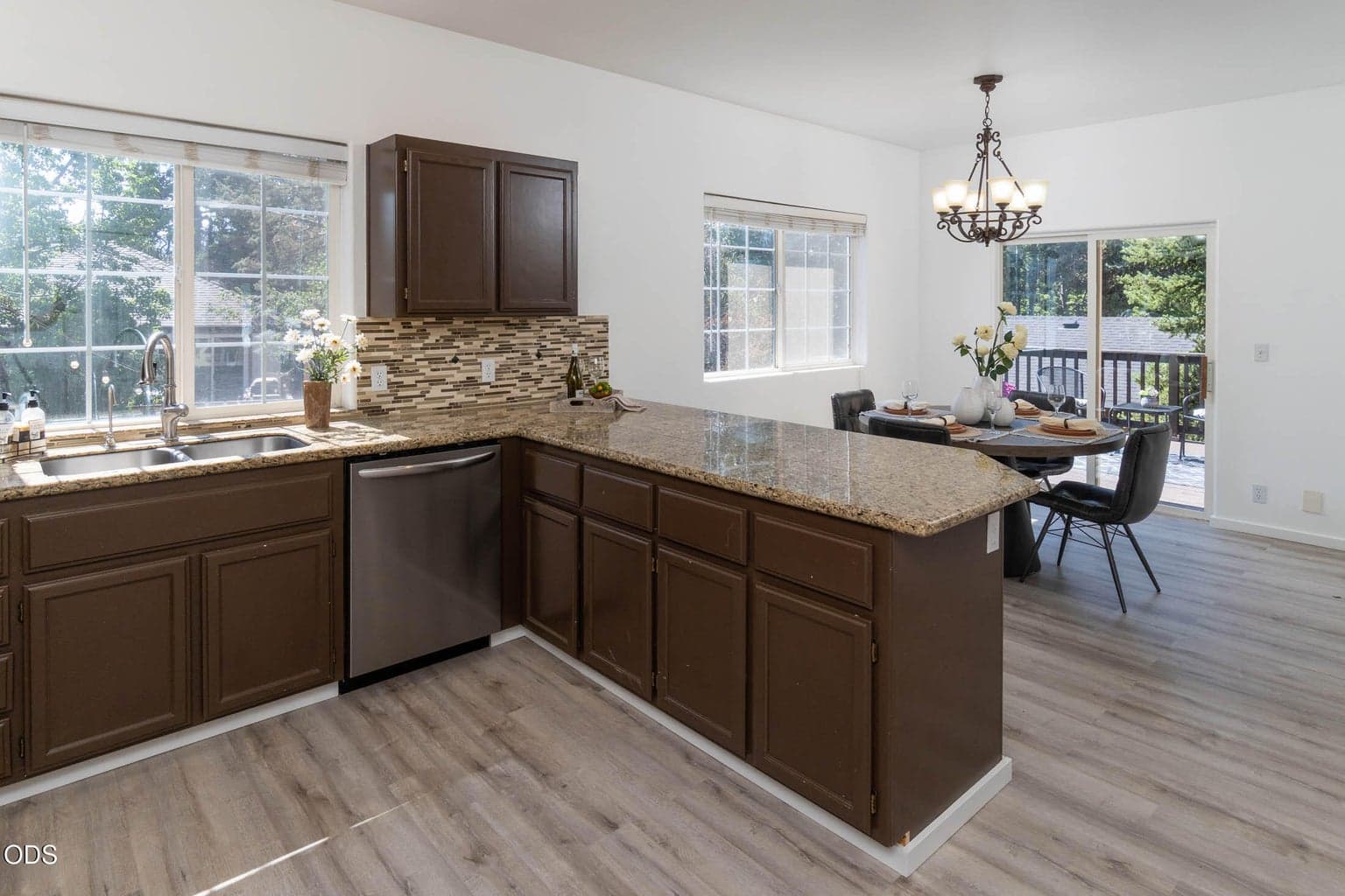 Photo of 2069 NE Hollow Tree Lane 16 of 35