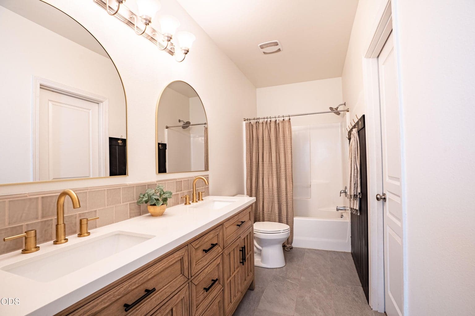 Primary Bath
