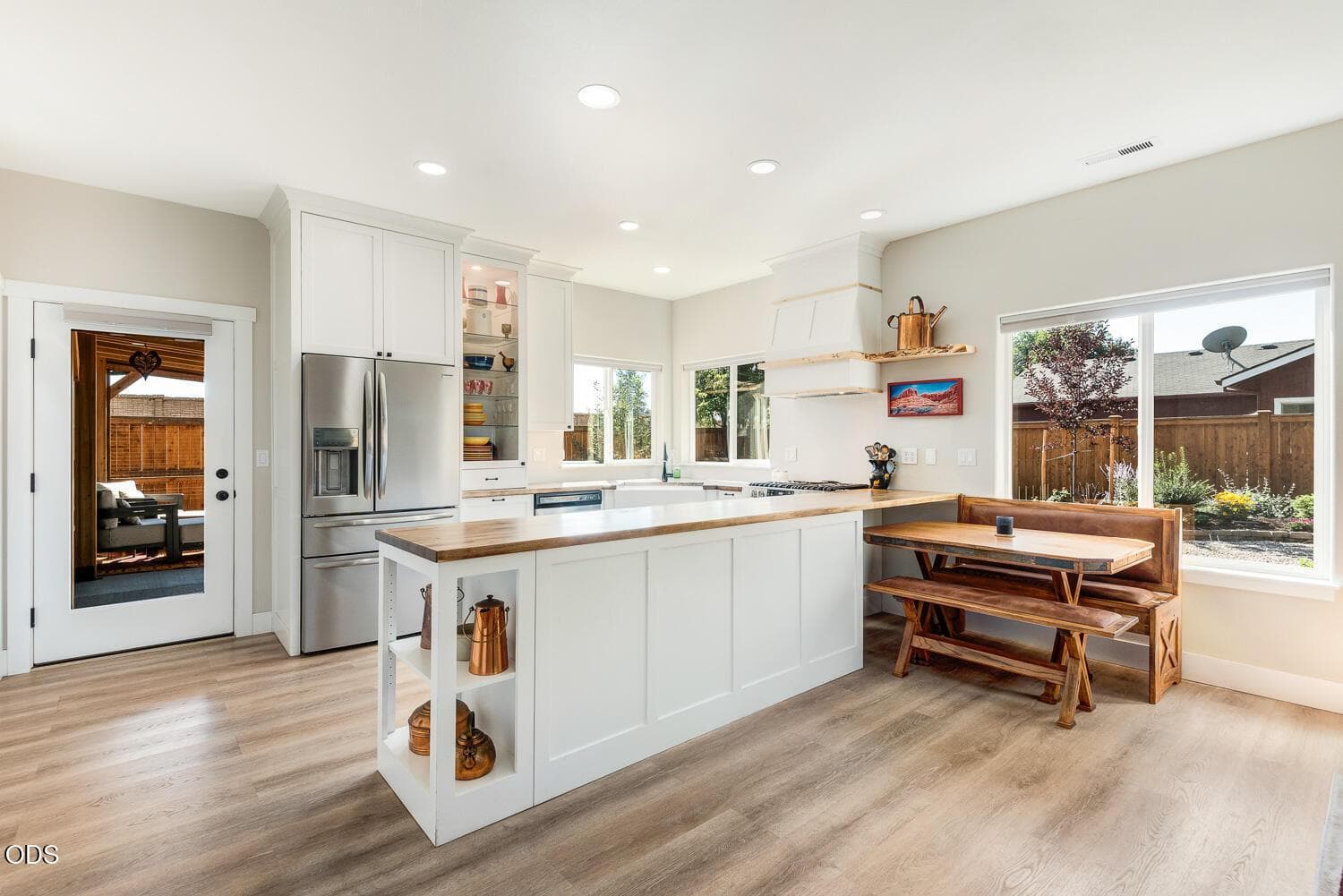 Photo of 61178 Brookhollow Drive 6 of 28