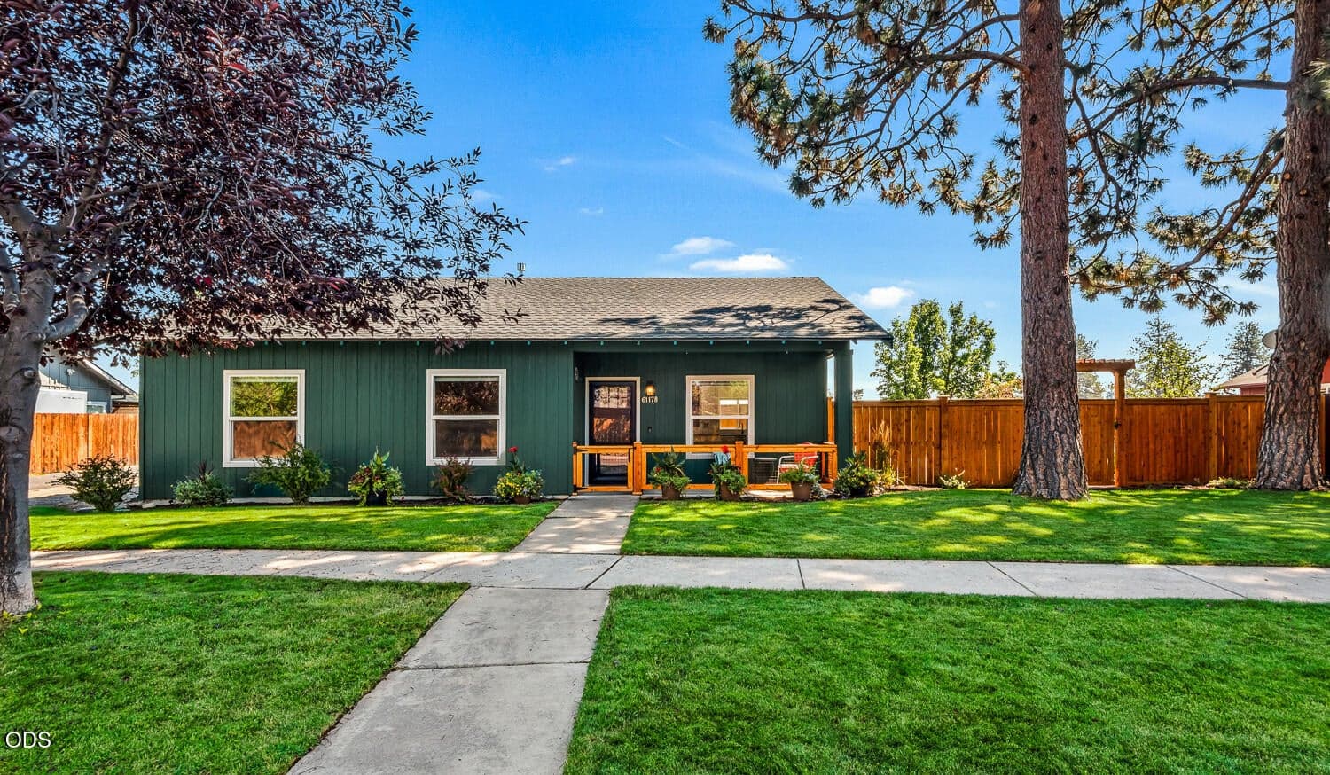 Photo of 61178 Brookhollow Drive 2 of 28
