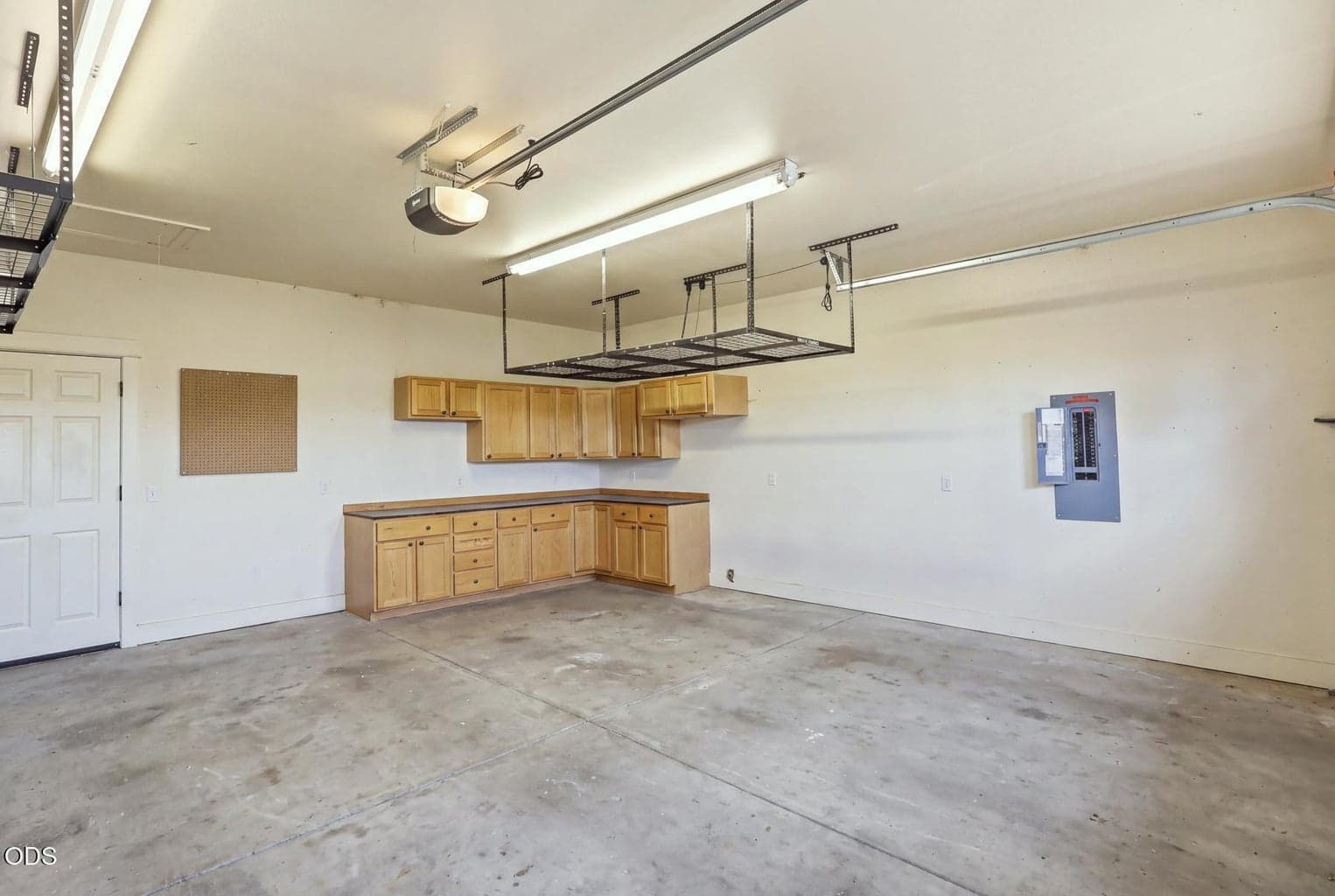 Photo of 2238 NW Oak Avenue 54 of 71
