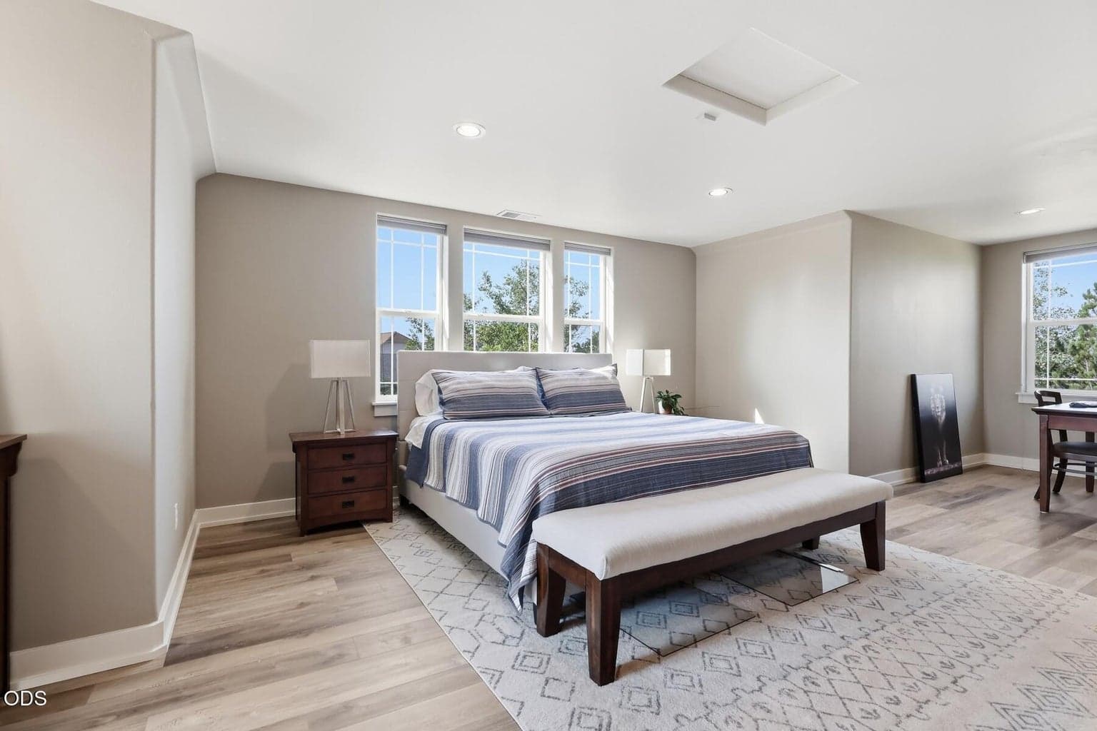 Photo of 2238 NW Oak Avenue 44 of 71