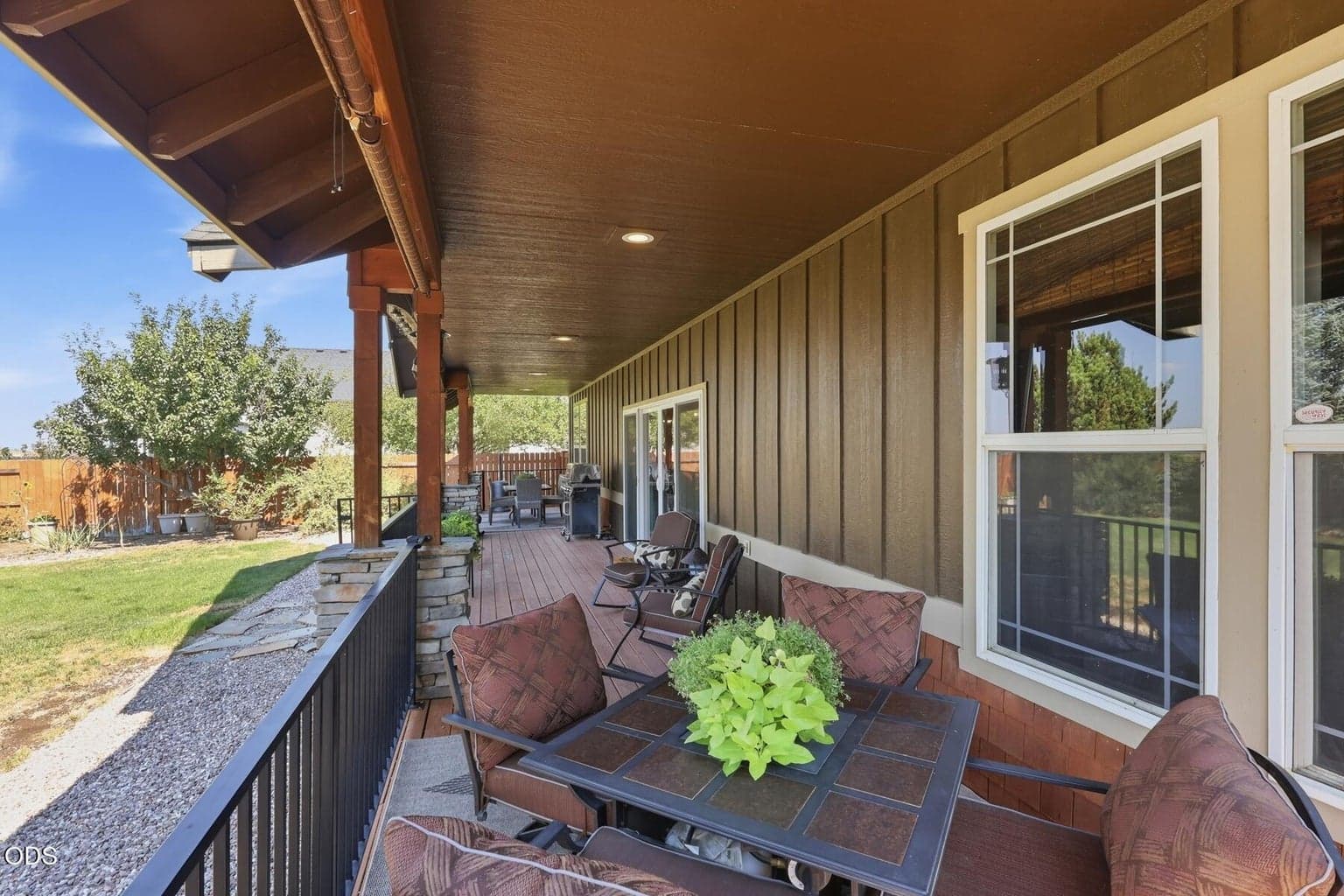 Photo of 2238 NW Oak Avenue 59 of 71