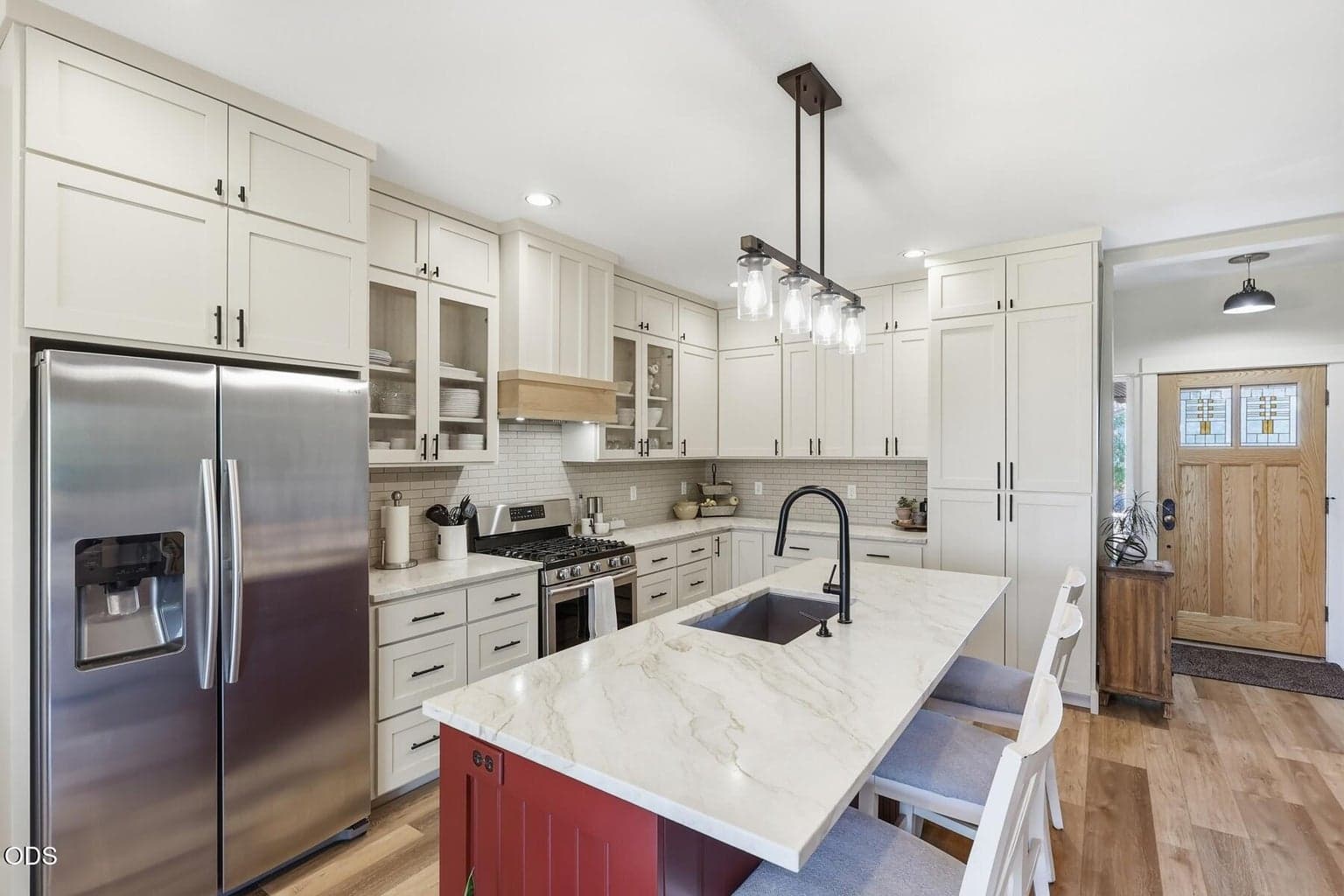 Photo of 2238 NW Oak Avenue 19 of 71