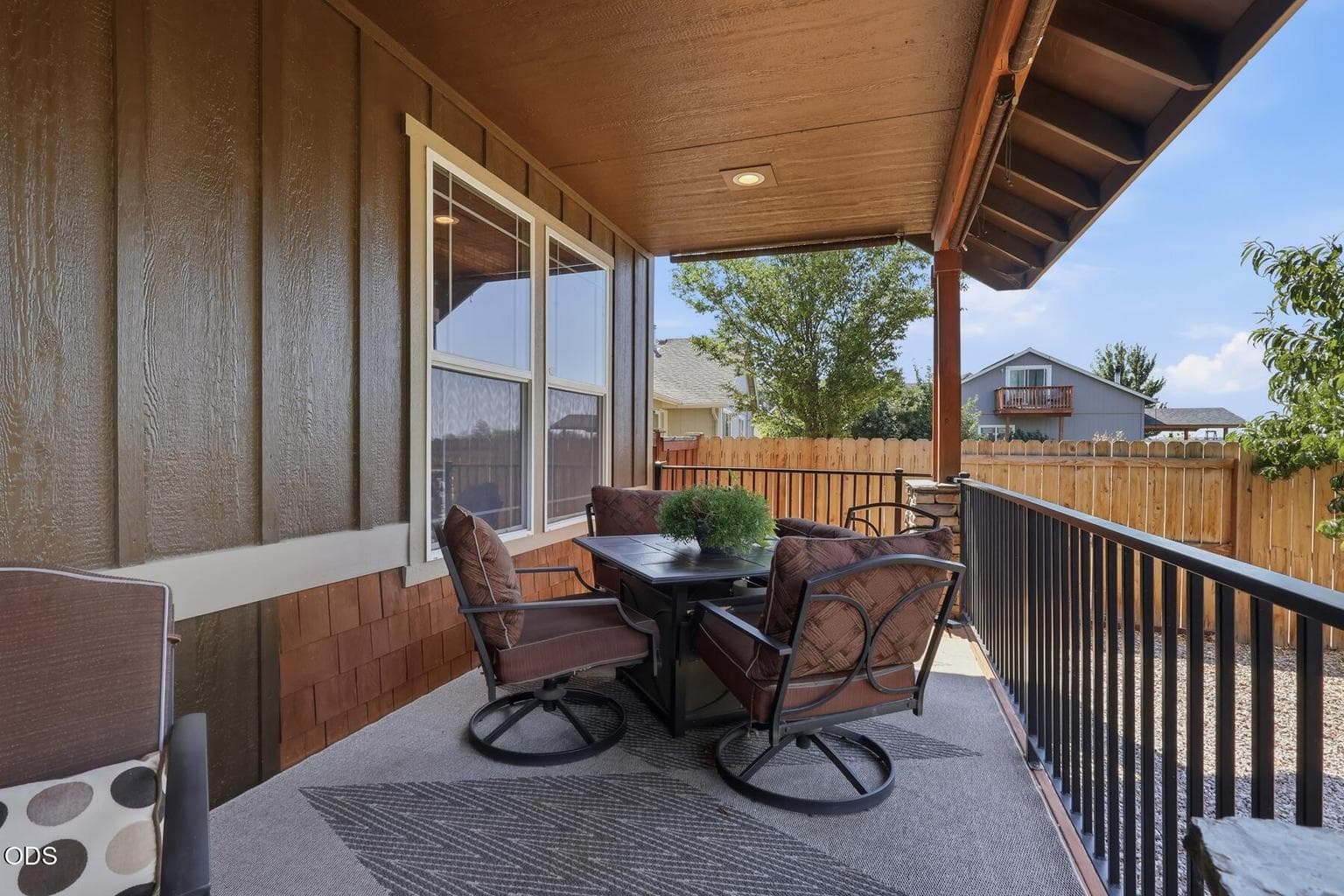 Photo of 2238 NW Oak Avenue 61 of 71