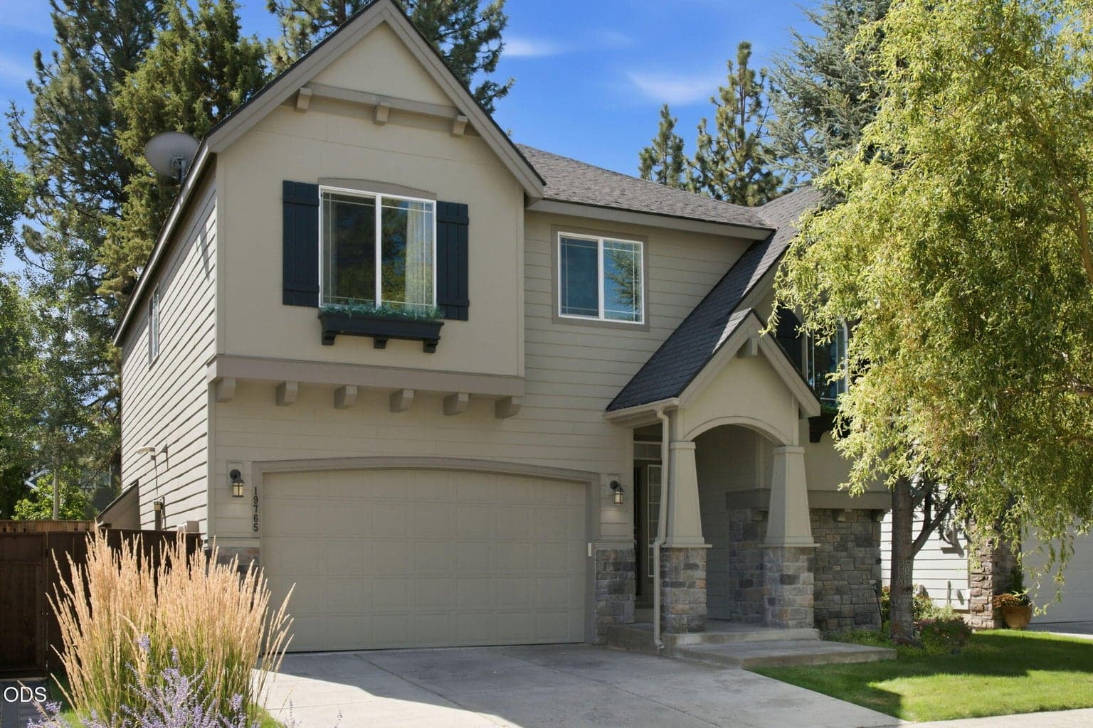 Photo of 19765 Dry Canyon Avenue 1 of 30