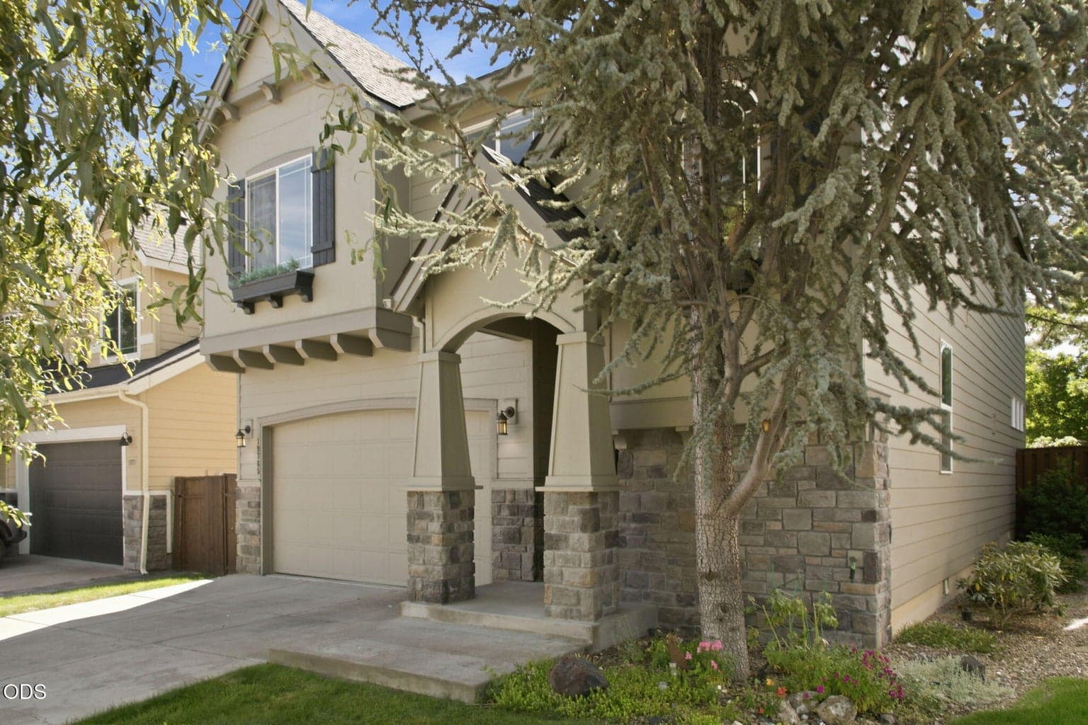 Photo of 19765 Dry Canyon Avenue 2 of 30