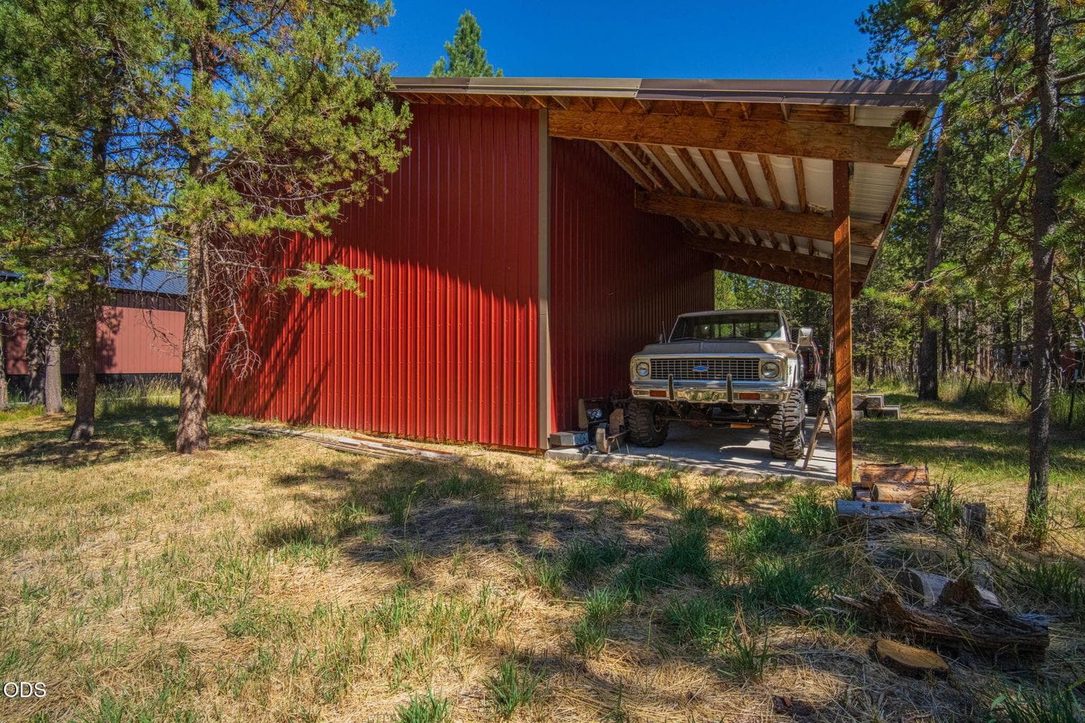 Photo of 16829 Brenda Drive 14 of 21