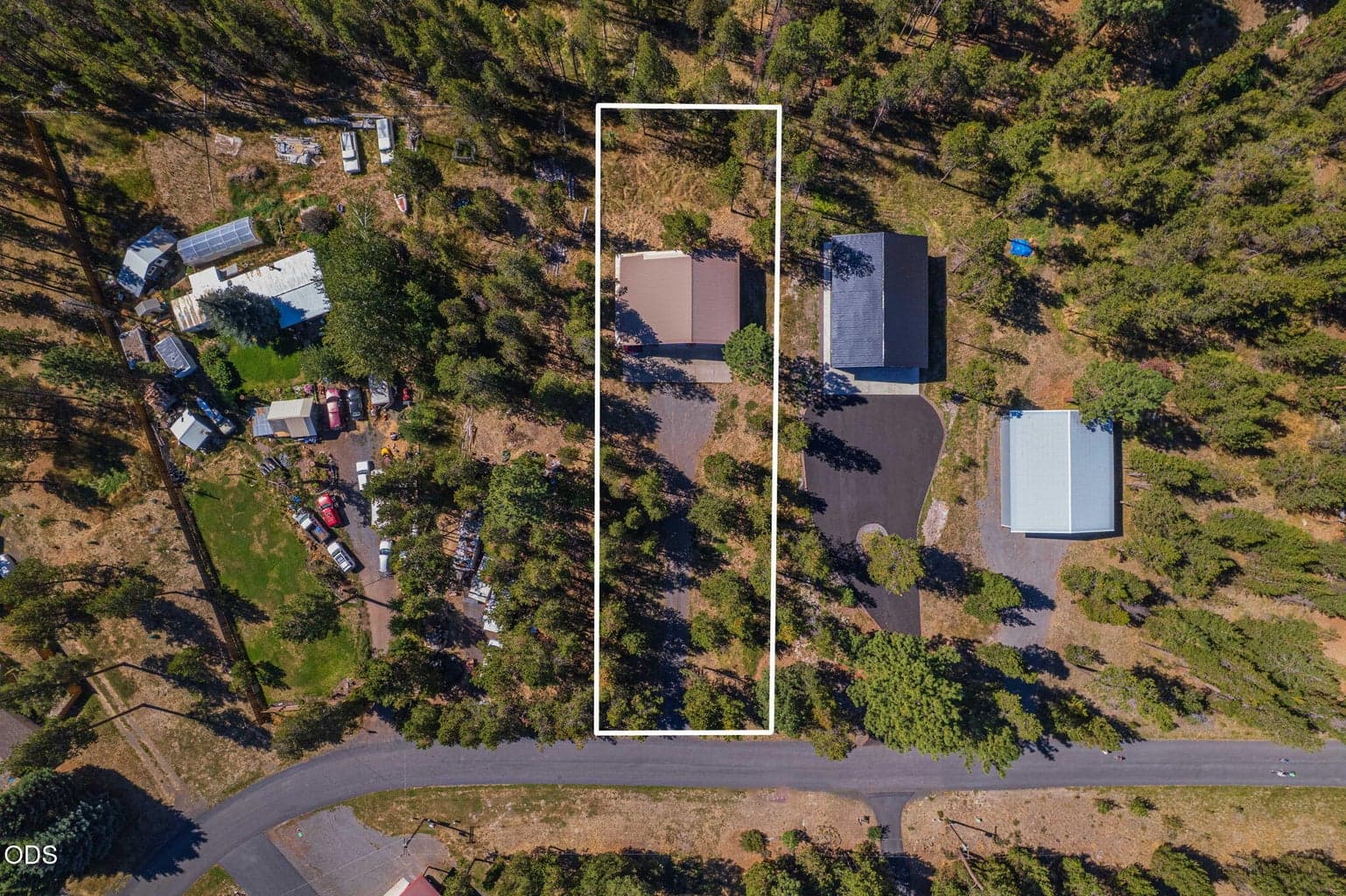 Photo of 16829 Brenda Drive 16 of 21