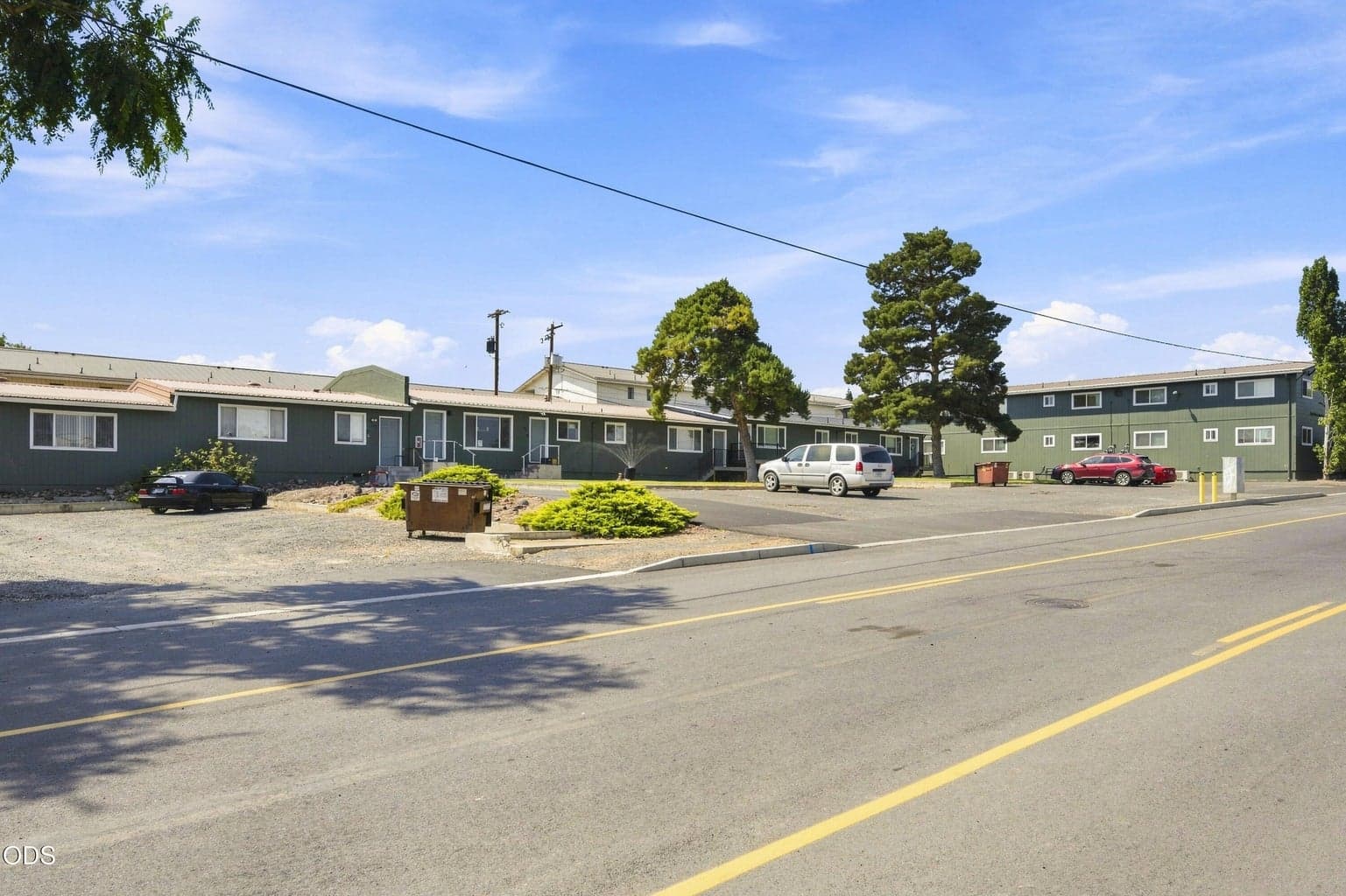 Photo of 1535 SW Highway 97 4 of 12