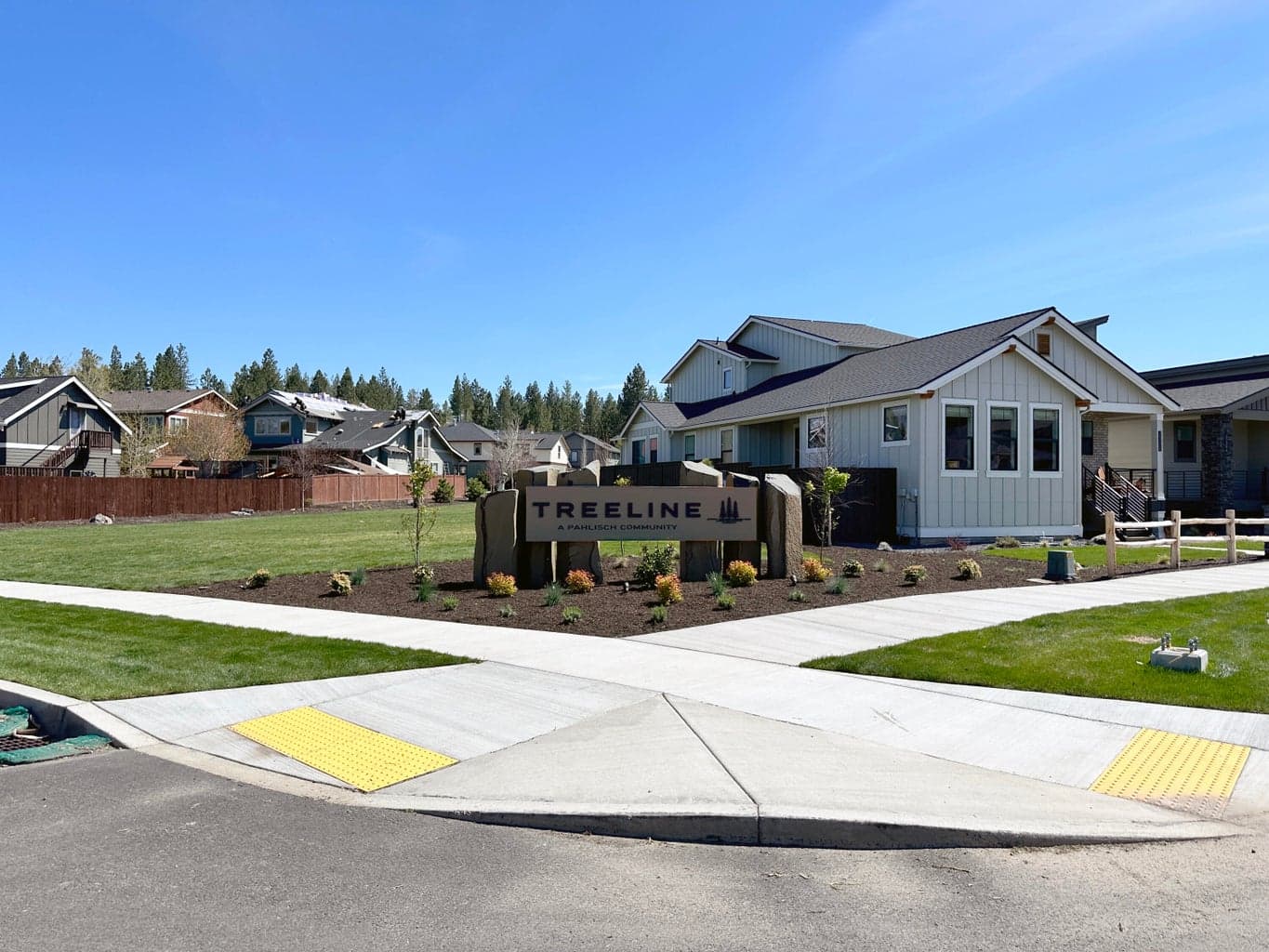 Photo of 1316 NW Ochoa Drive 16 of 17
